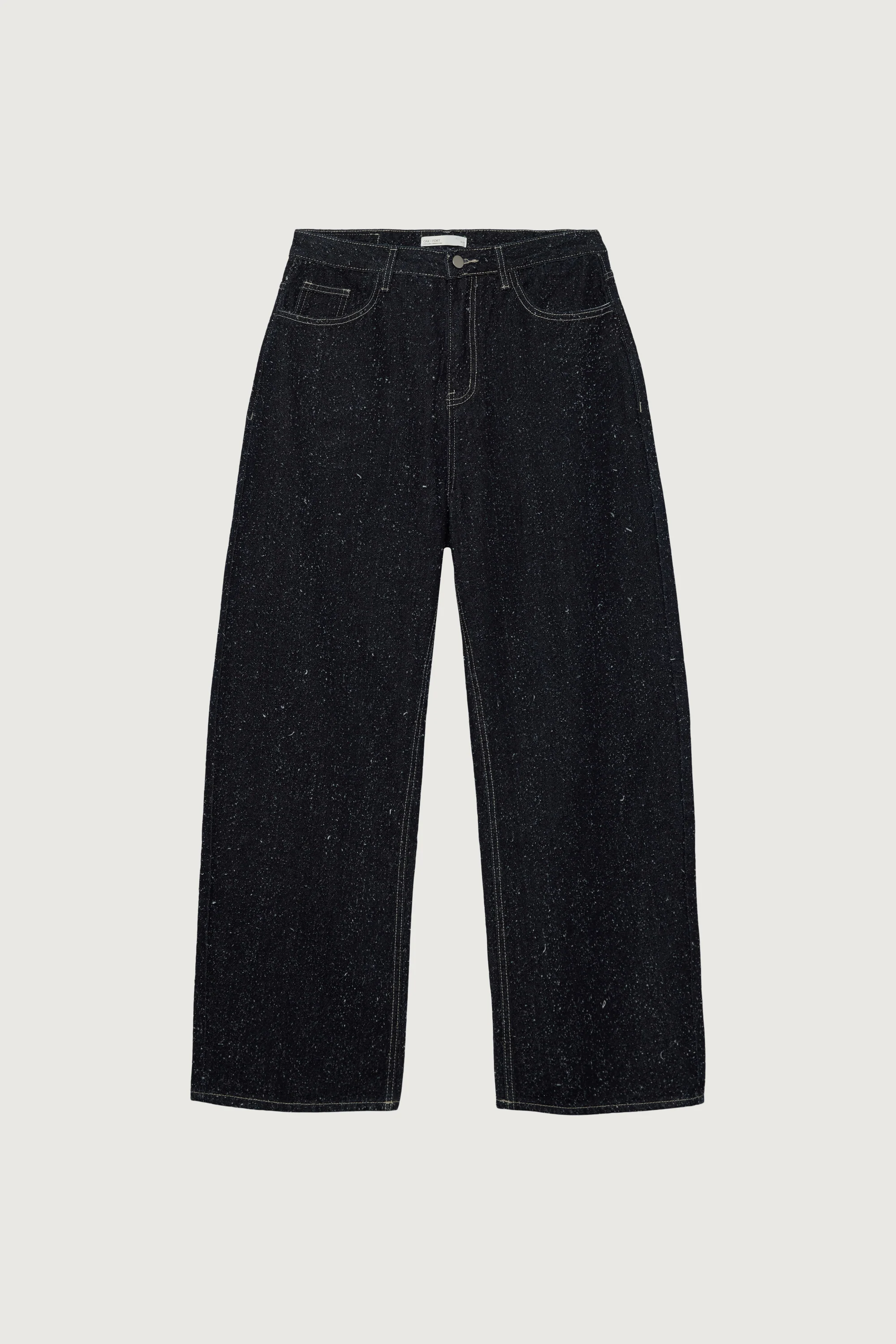 MID-RISE BARREL LEG BOUCLE TEXTURED JEAN - Image 8
