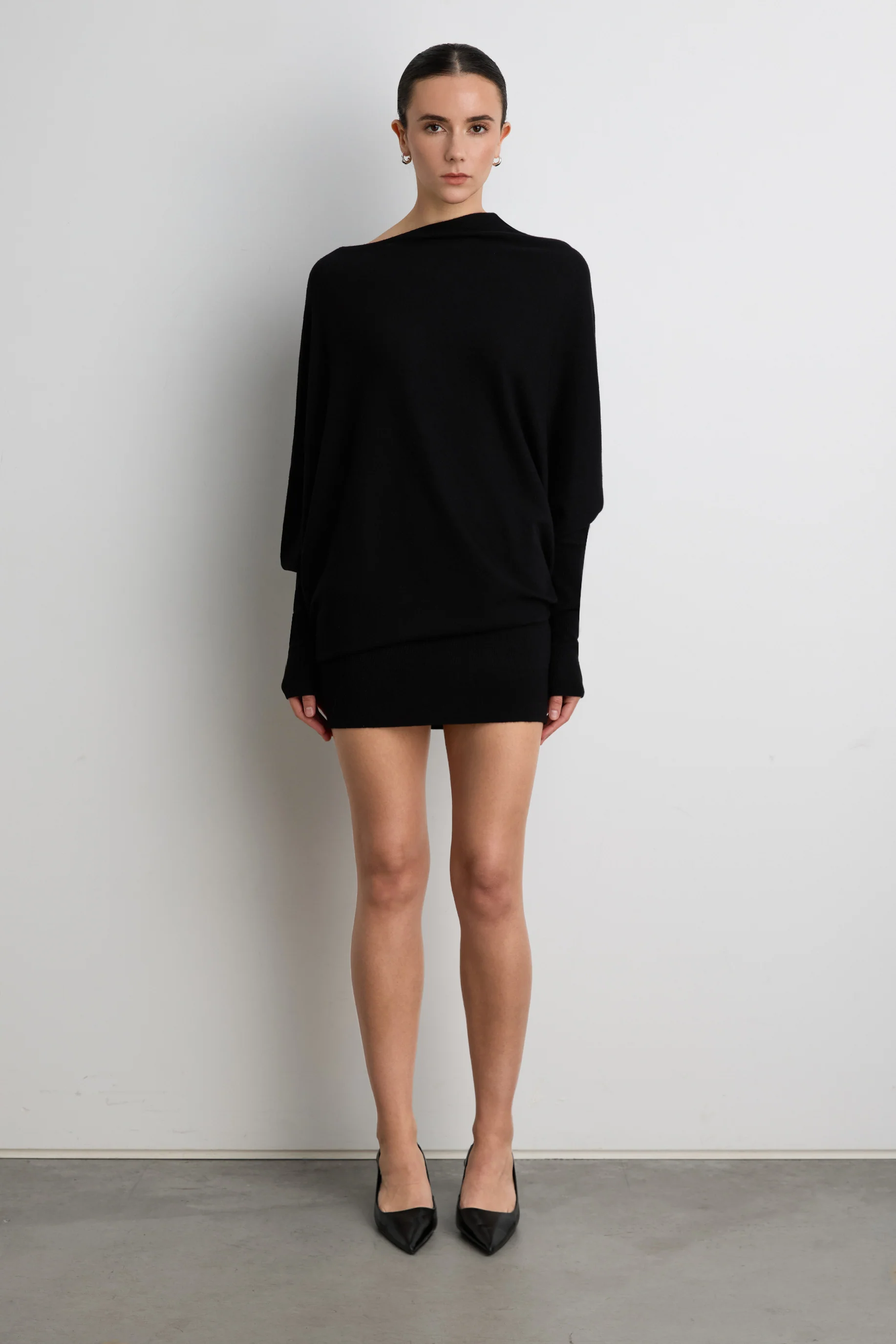ASYMMETRICAL SWEATER WITH CUFFED SLEEVE - Image 9