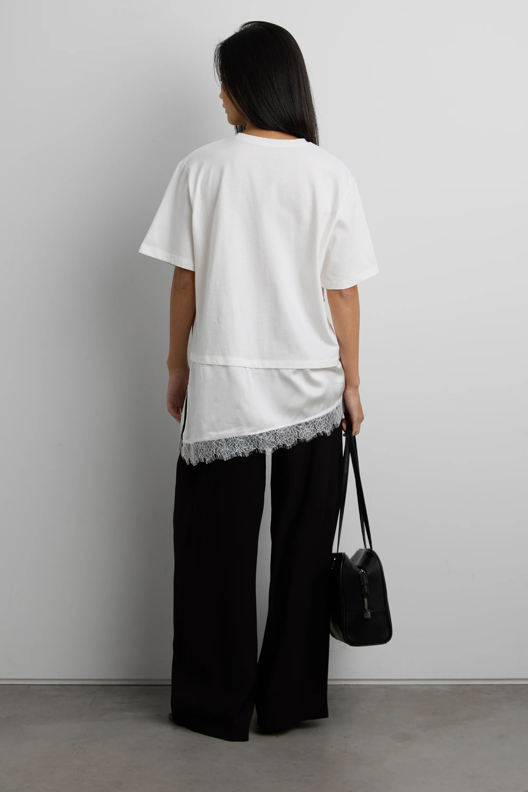 ASYMMETRICAL TOP WITH LACE TRIM - Image 4