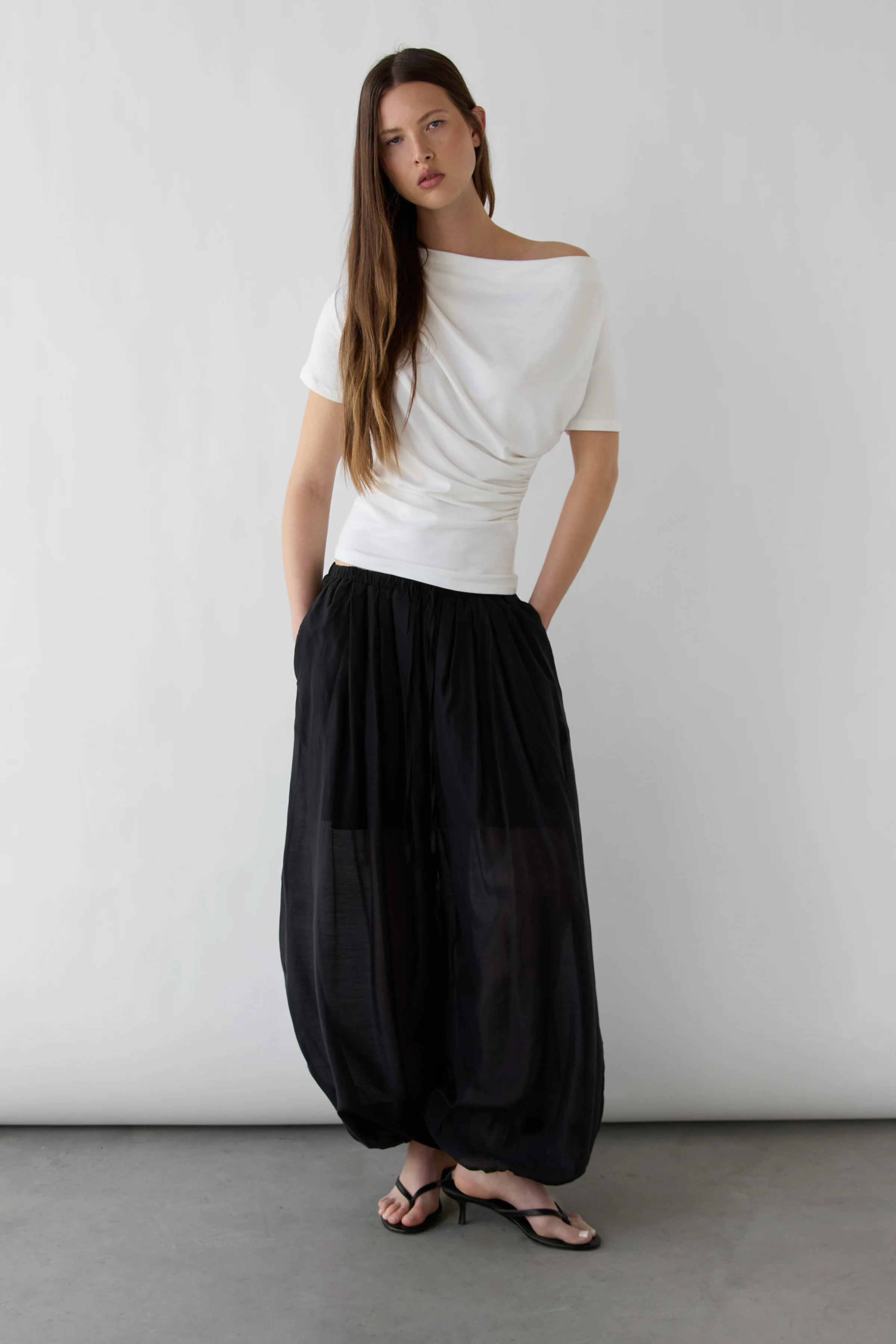 BOAT NECK TOP WITH SHIRRED SIDE DETAIL - Image 6