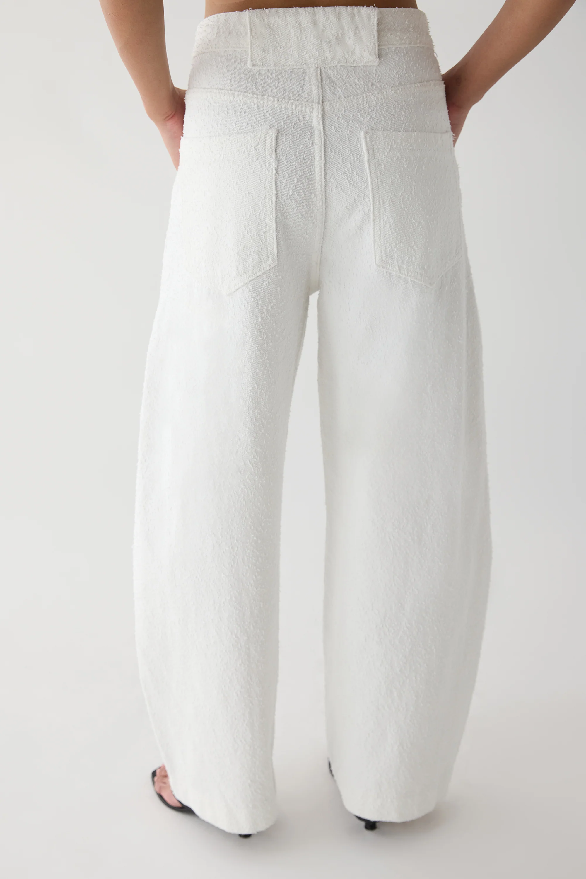 BOUCLE CURVE LEG PANT - Image 3