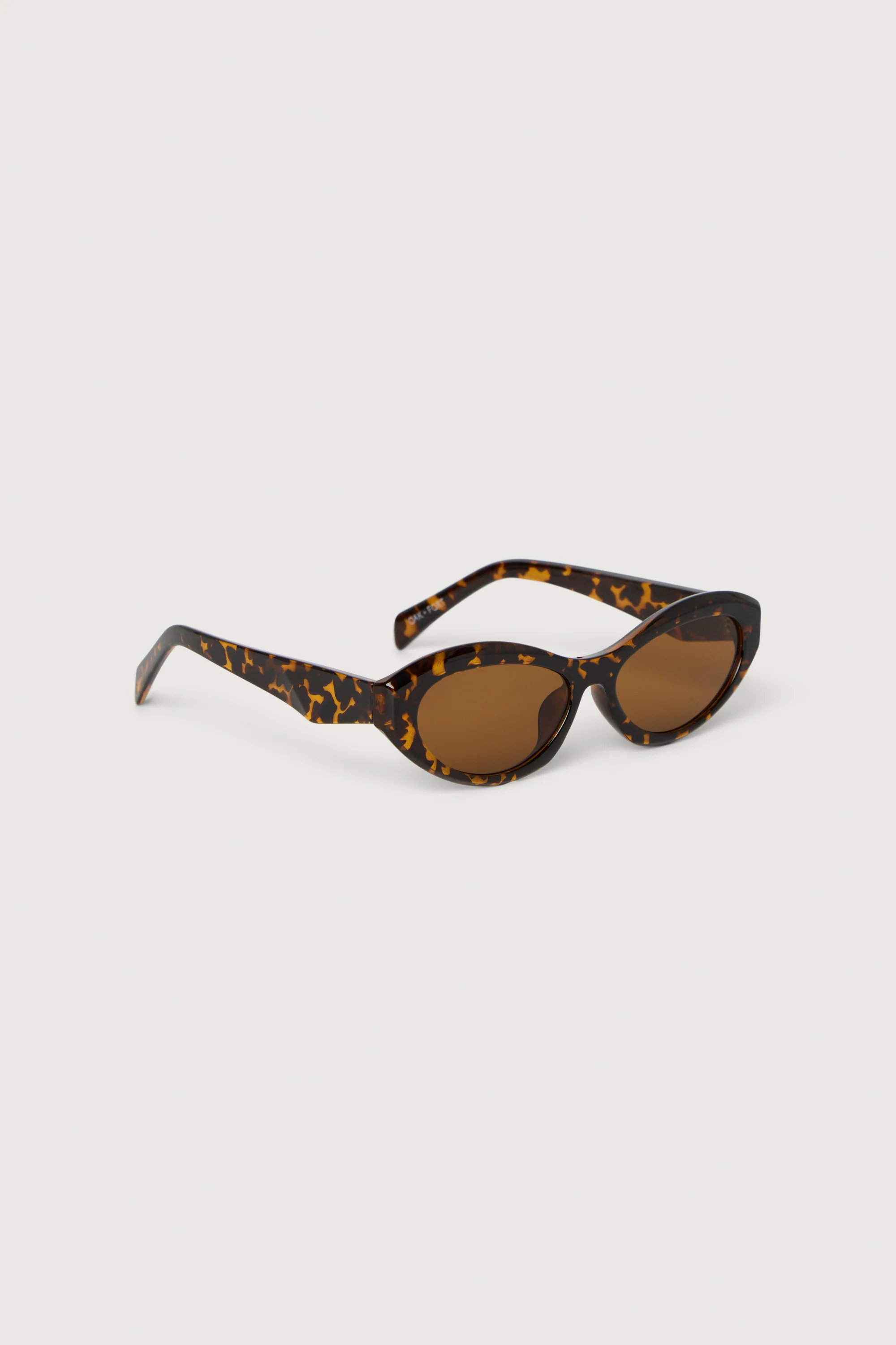 CAT EYE SUNGLASSES - Image 10