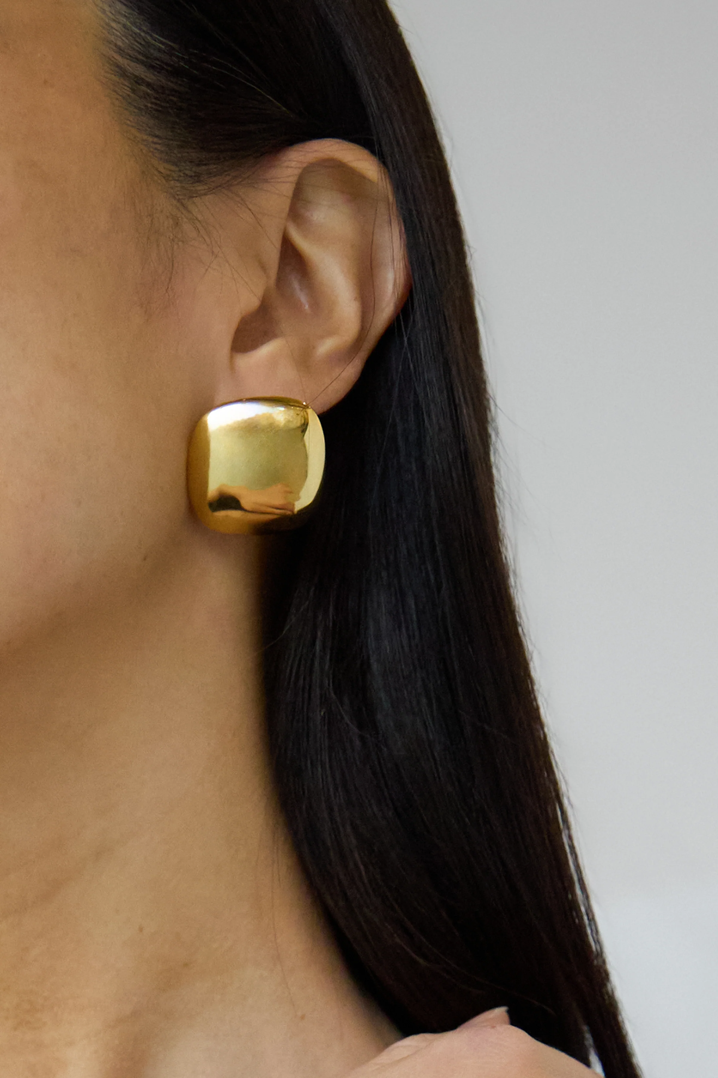 CHUNKY SQUARE STUDS - Image 2