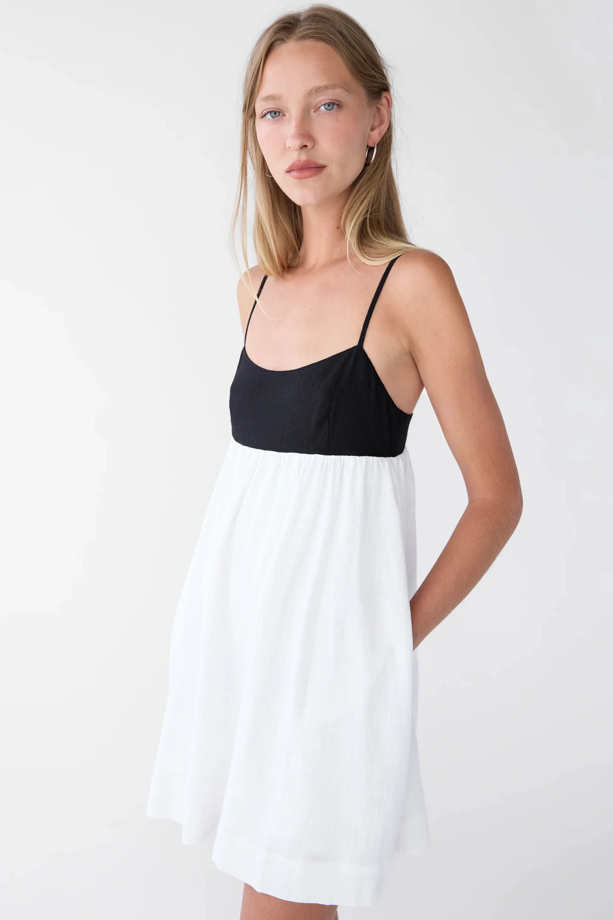 CONTRAST BABYDOLL MIDI DRESS - Image 2