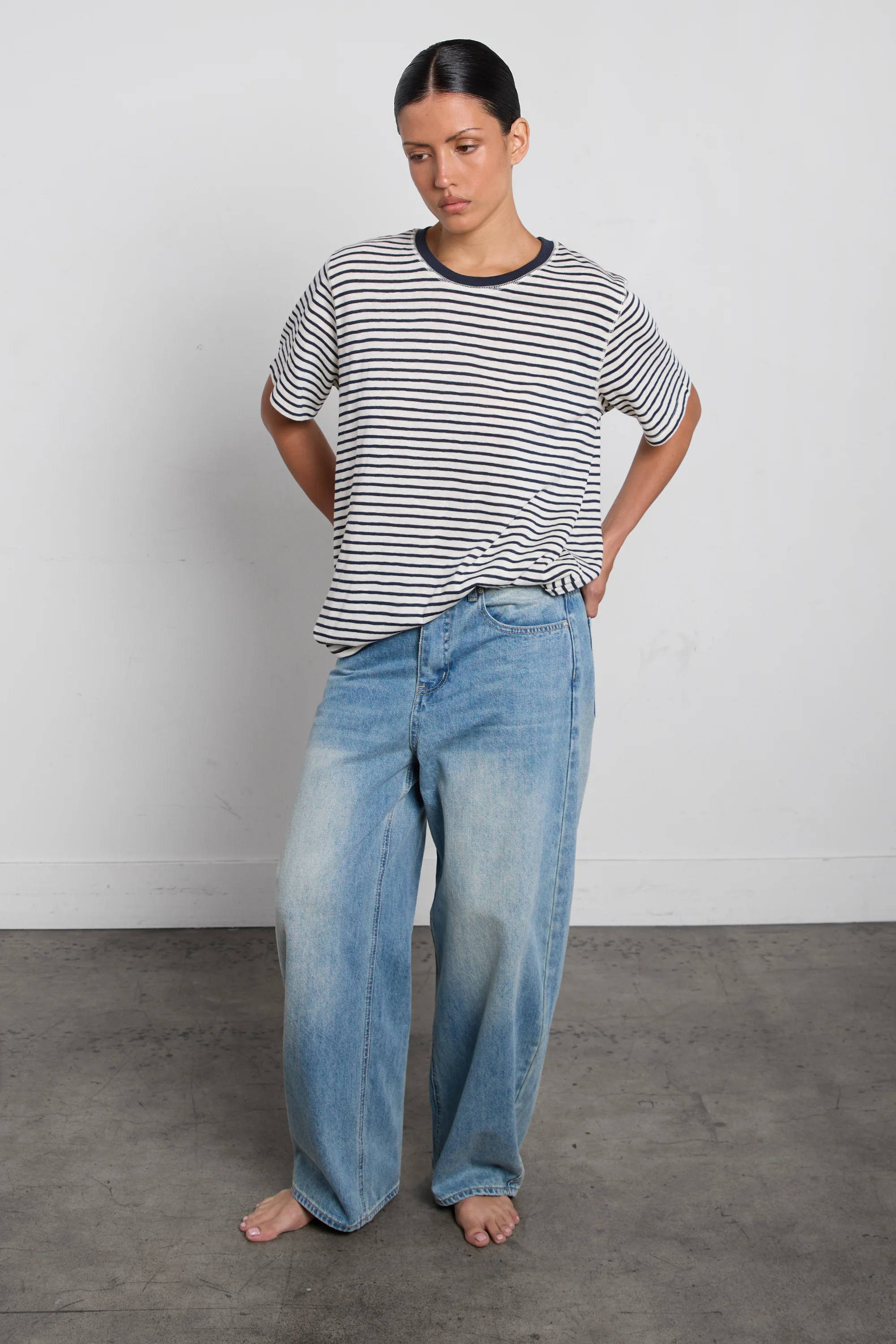 CONTRAST NECK T-SHIRT - Image 3