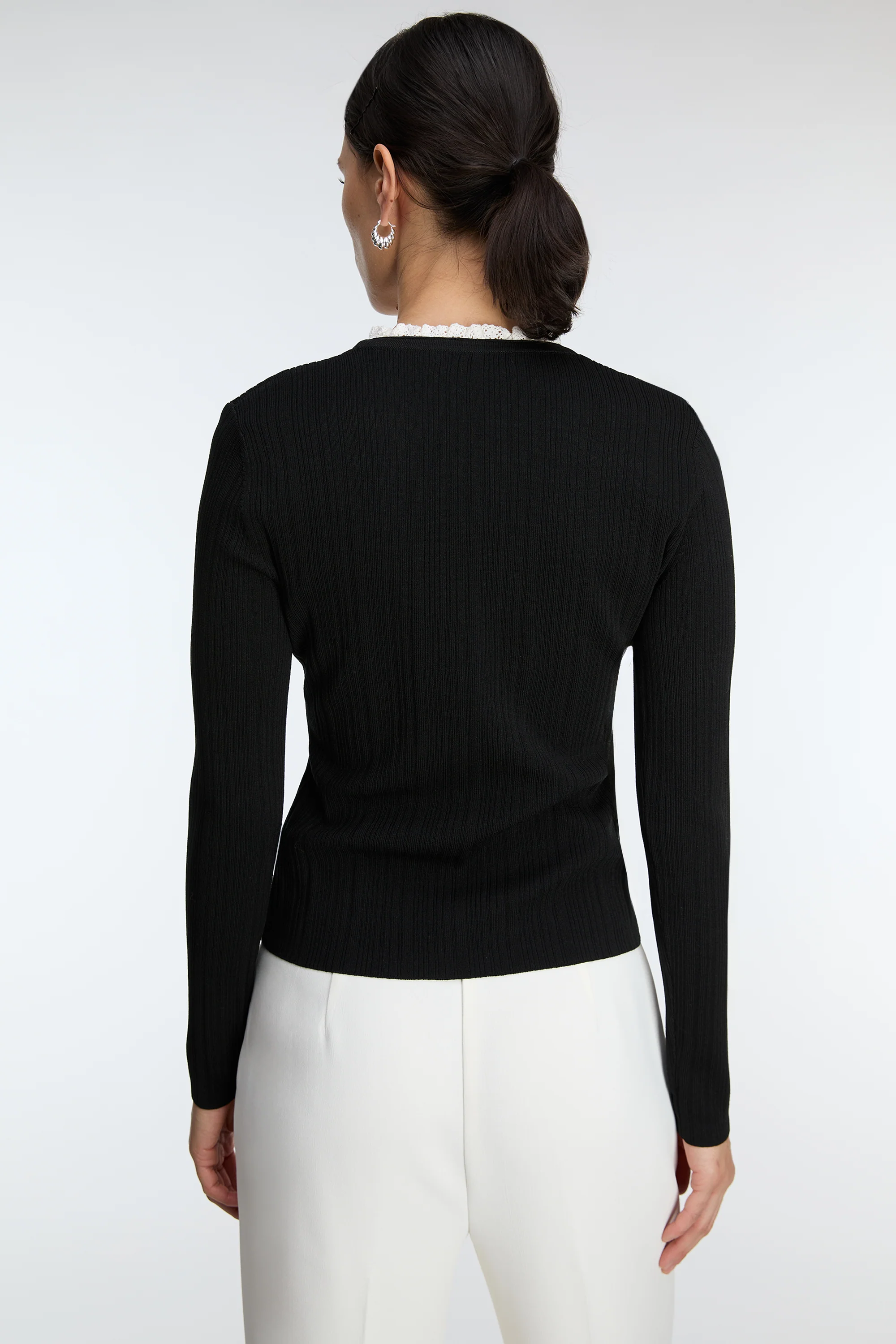 LACE TRIM BUTTON FRONT CARDIGAN - Image 4