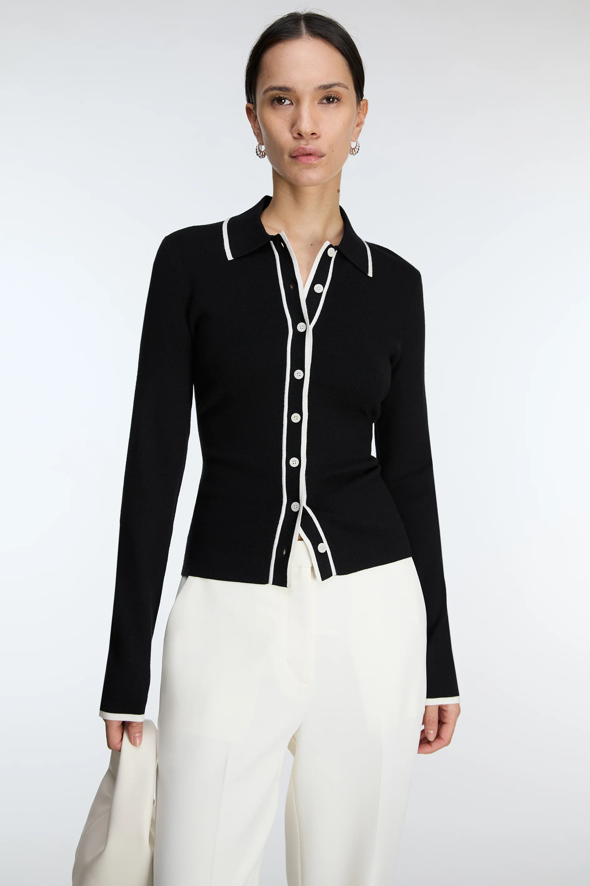 CONTRAST TRIM BUTTON FRONT COLLARED CARDIGAN