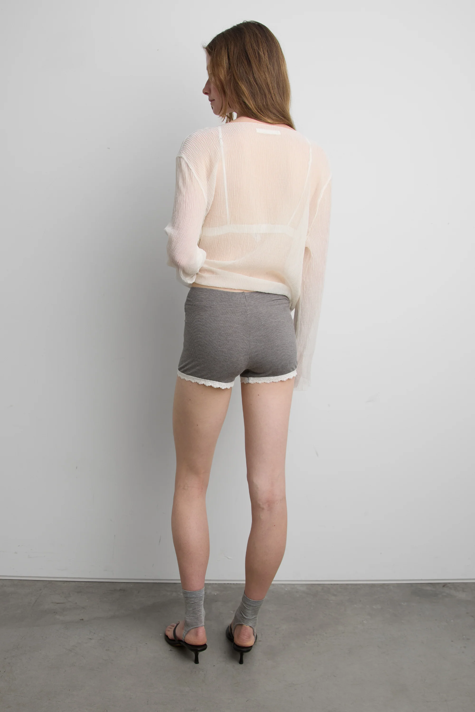 COTTON BLEND LACE SHORTS - Image 4