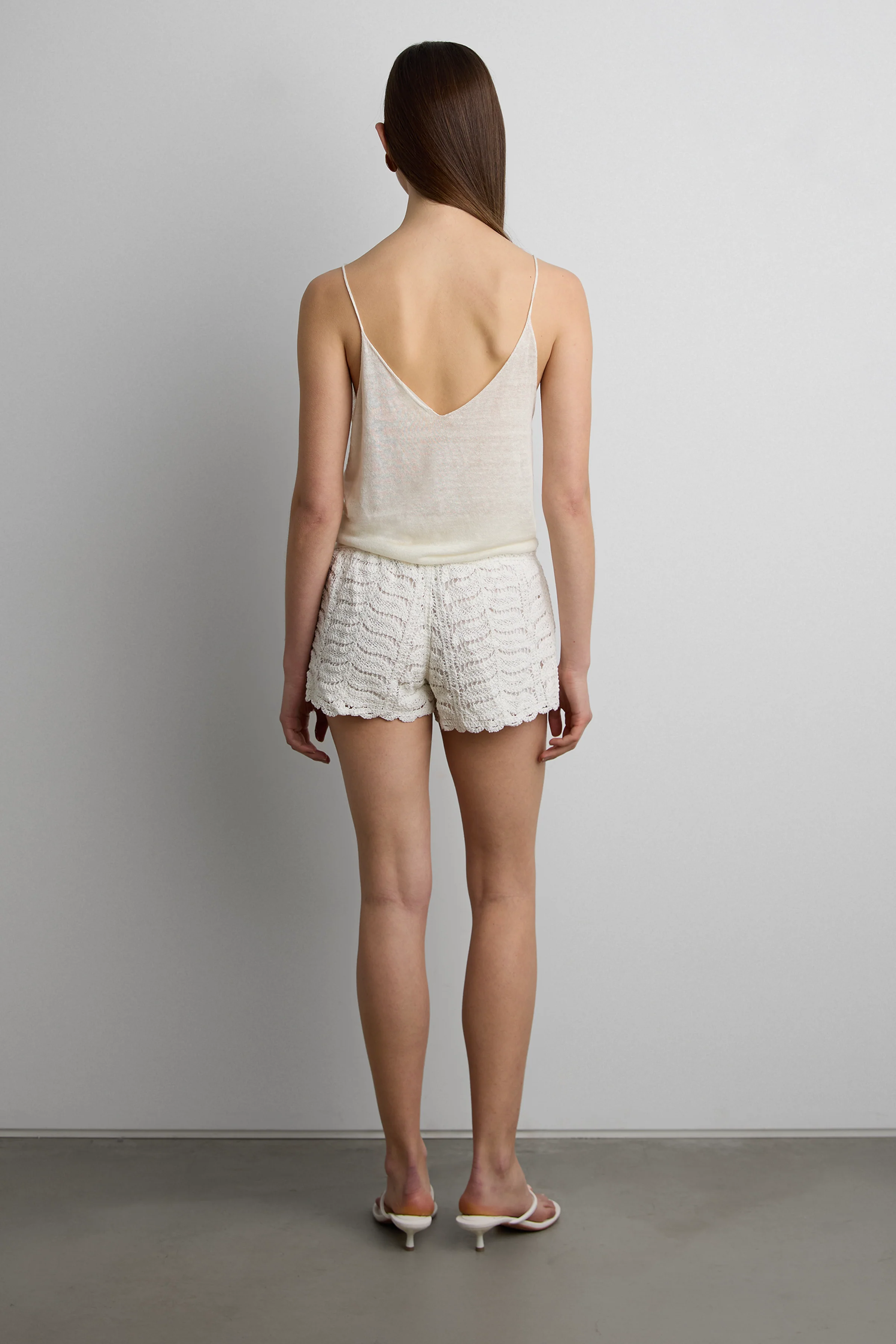 CROCHET KNIT SHORT WITH CUT-OUT DETAIL - Image 4