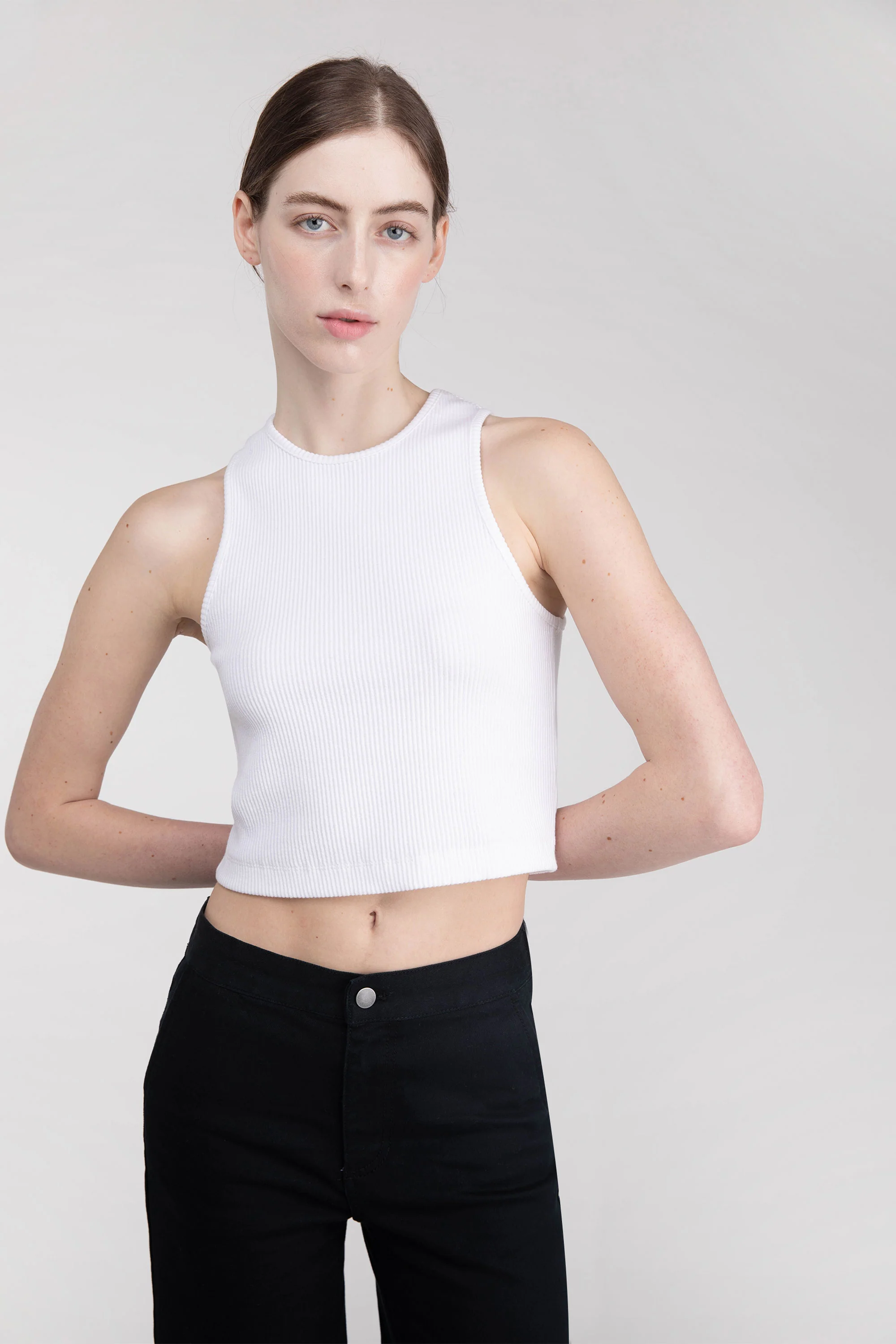 RACERBACK CROPPED TANK - Image 14