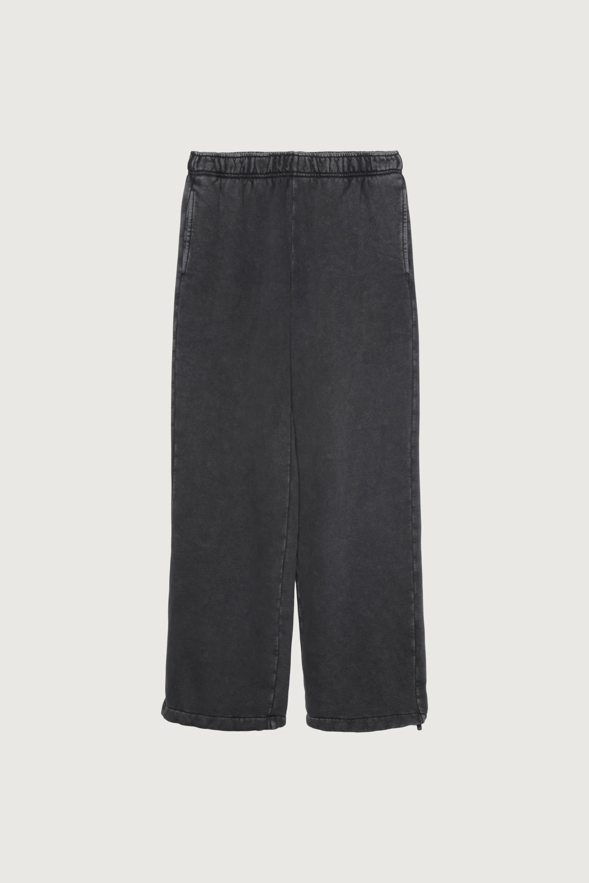 FLEECE STUDIO SWEATPANT WITH SHOCKCORD HEM - Image 12