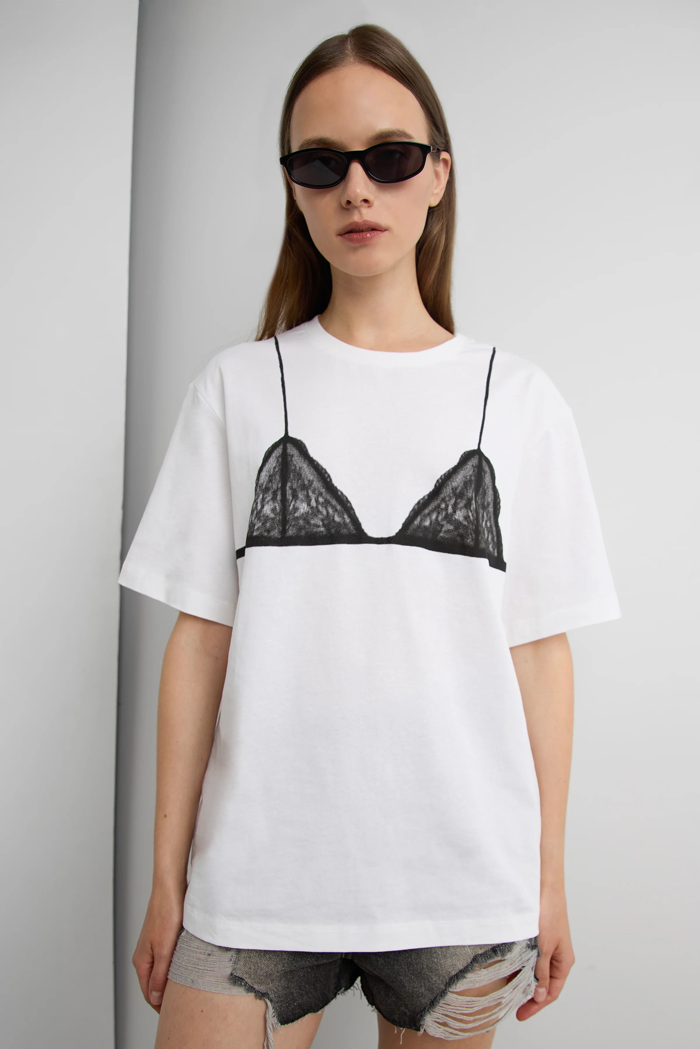 GRAPHIC T-SHIRT - Image 10