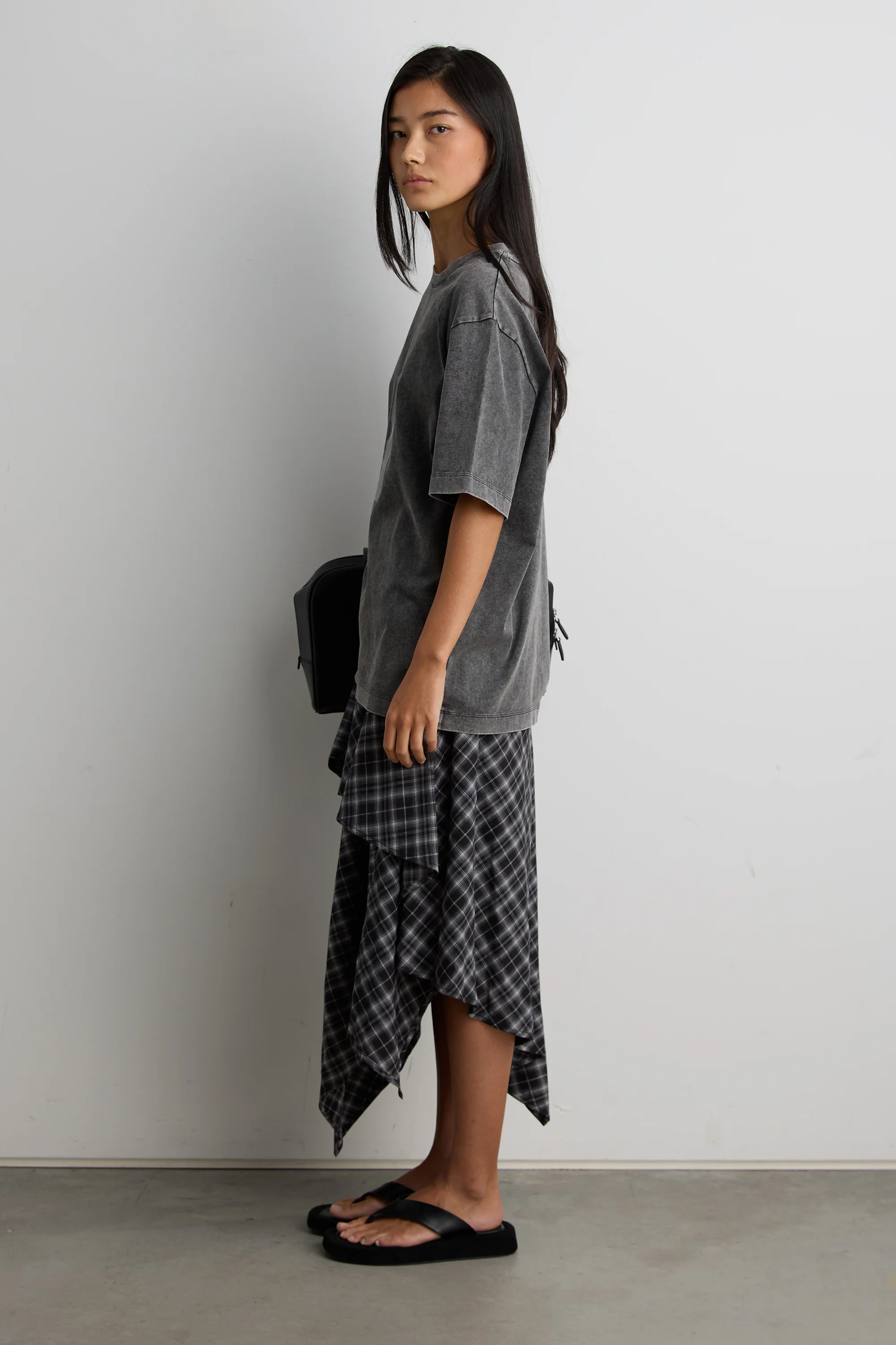GRAPHIC T-SHIRT - Image 6