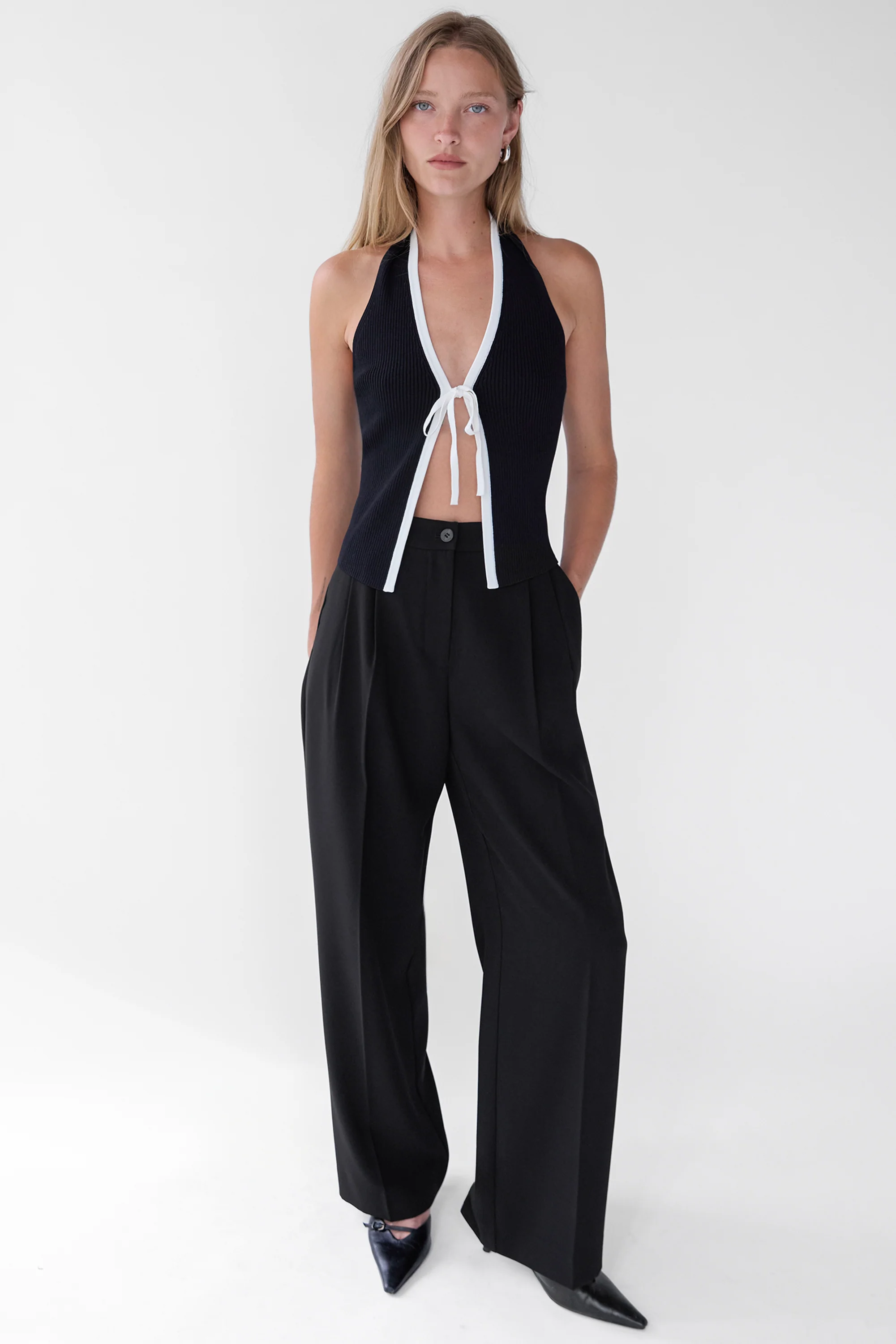 KNIT HALTER TOP WITH CONTRAST BOW - Image 2
