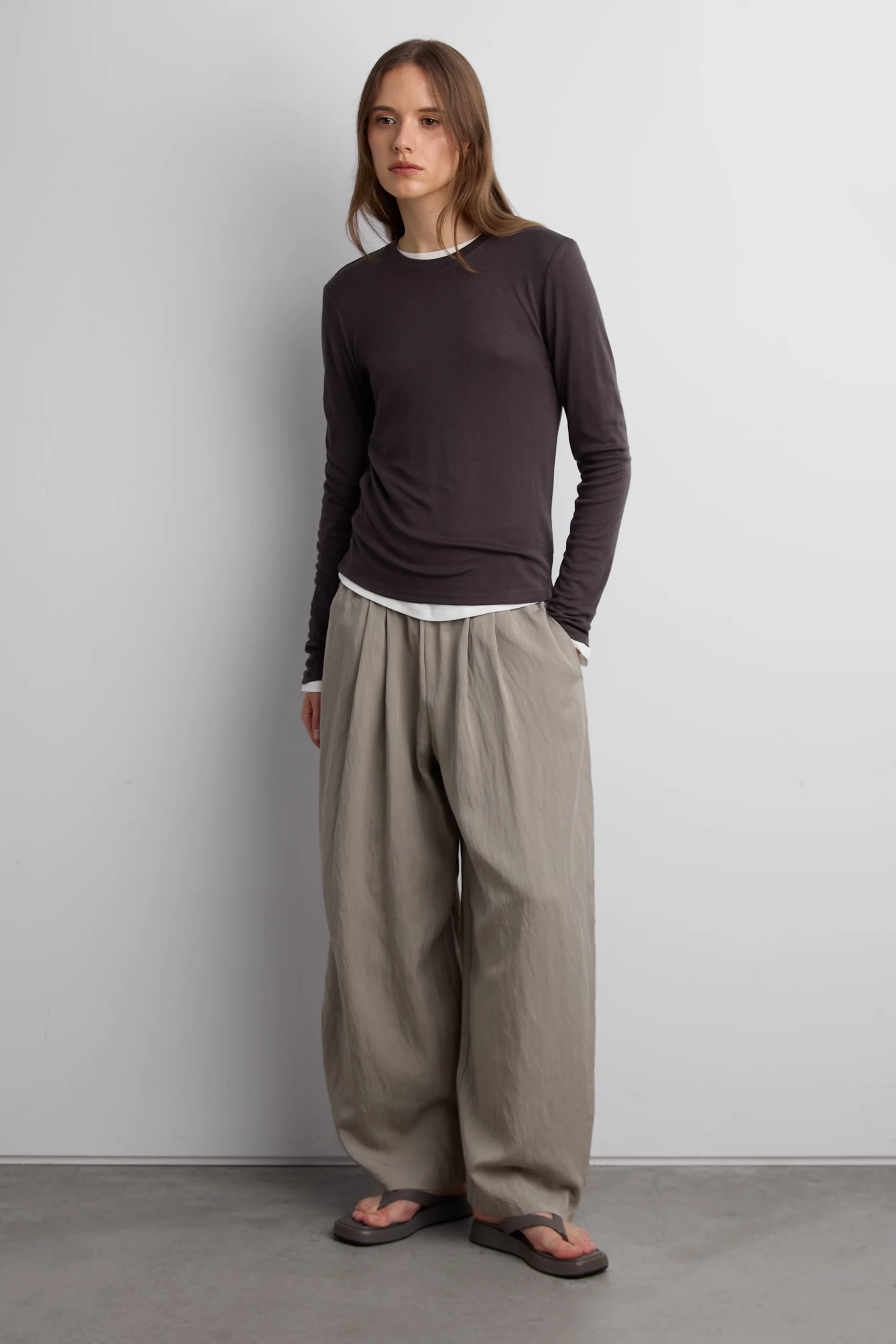 LONG SLEEVE CREW NECK TOP