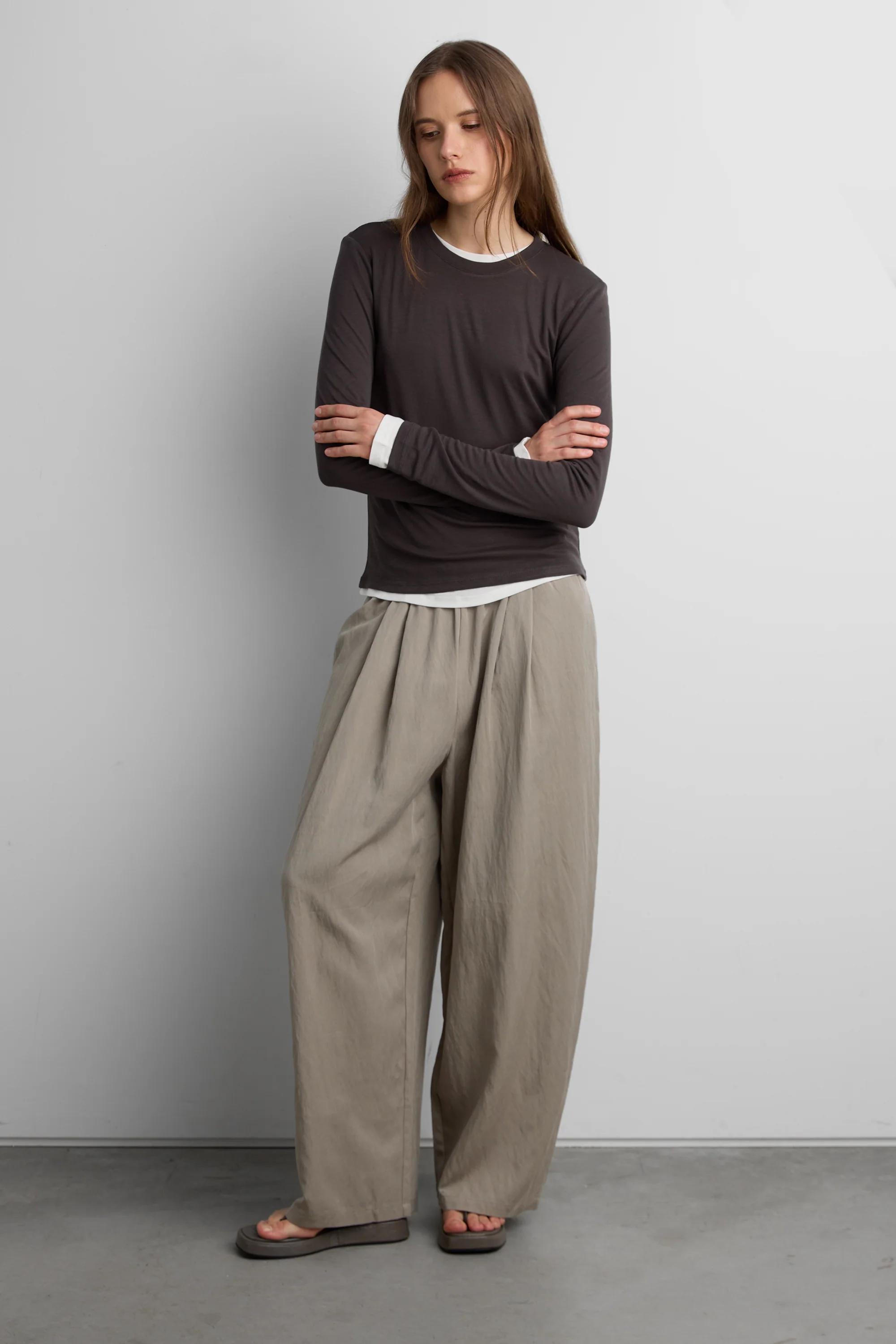 LONG SLEEVE CREW NECK TOP - Image 2