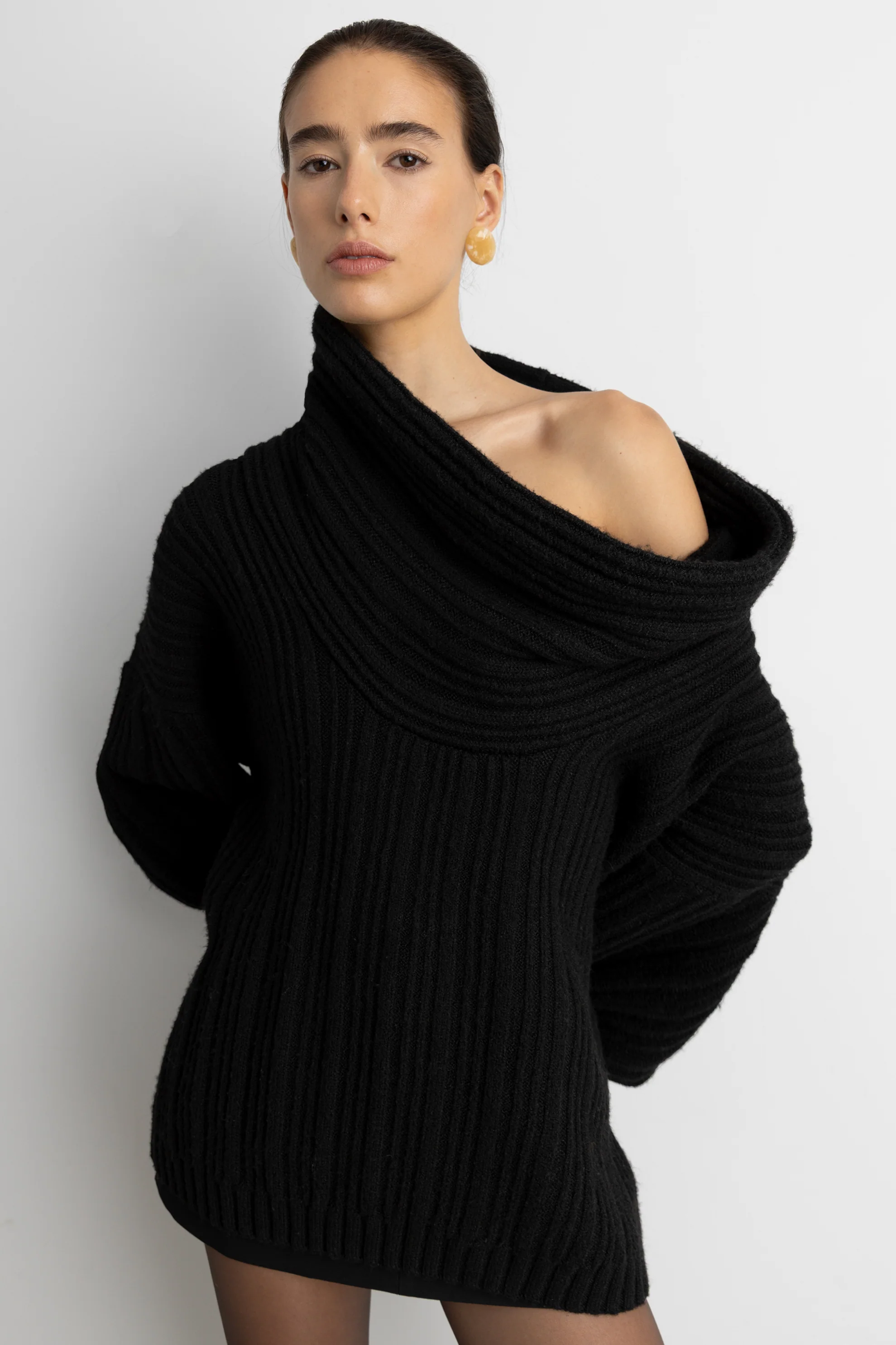 OVERSIZED SLOUCHY OFF THE SHOULDER SWEATER - Image 12