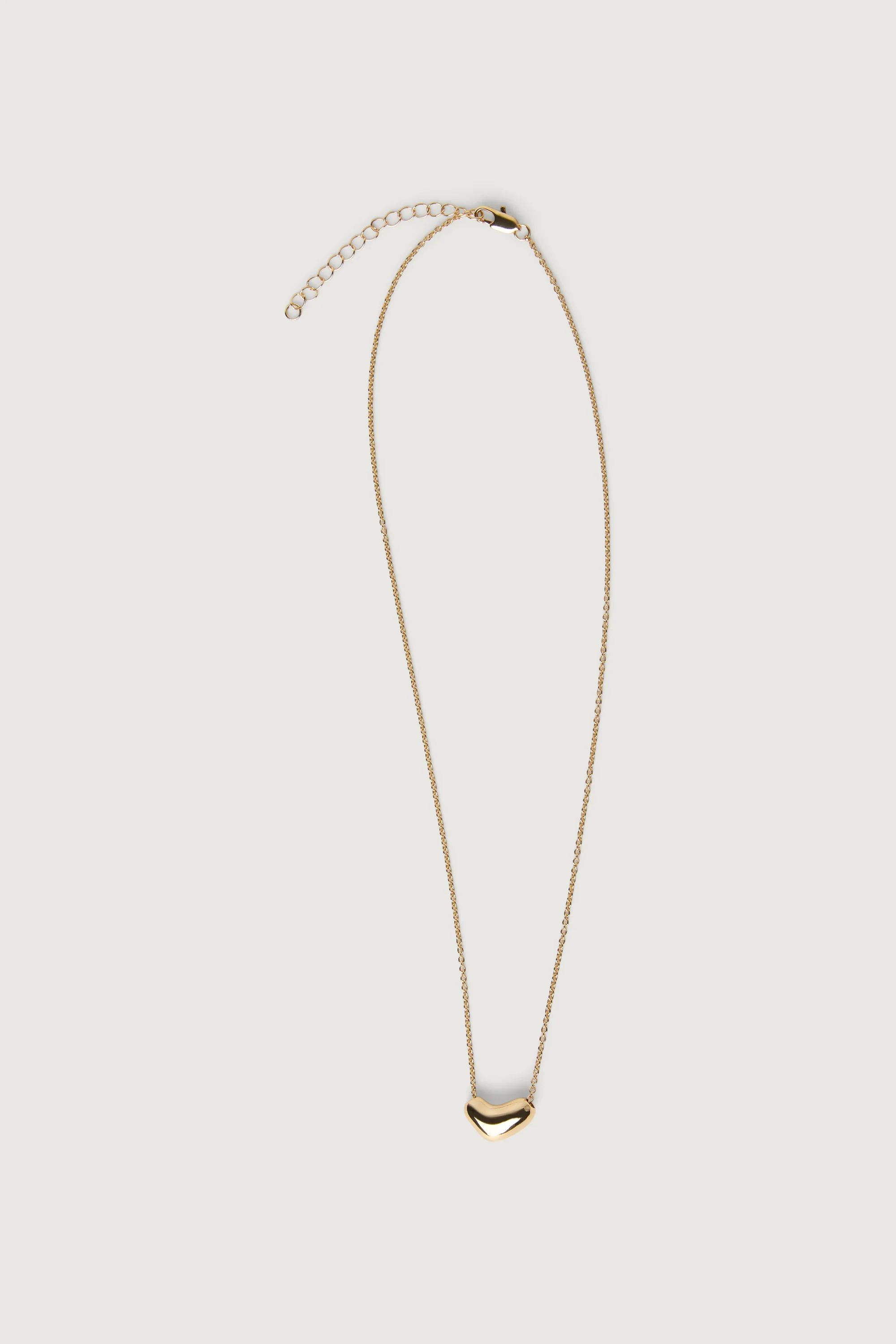 ORGANIC FORM PEBBLE NECKLACE