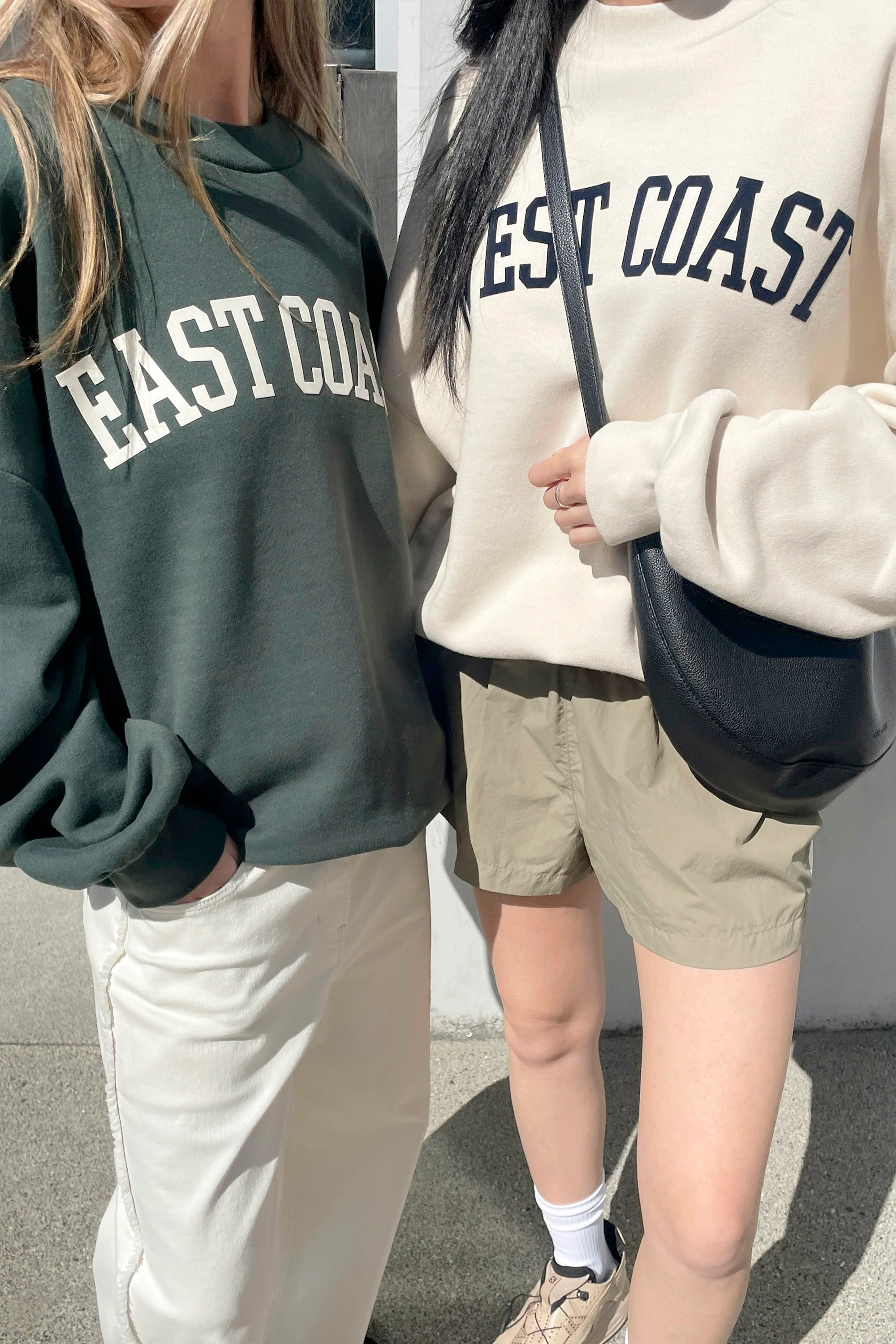 OVERSIZED GRAPHIC SWEATSHIRT - Image 6