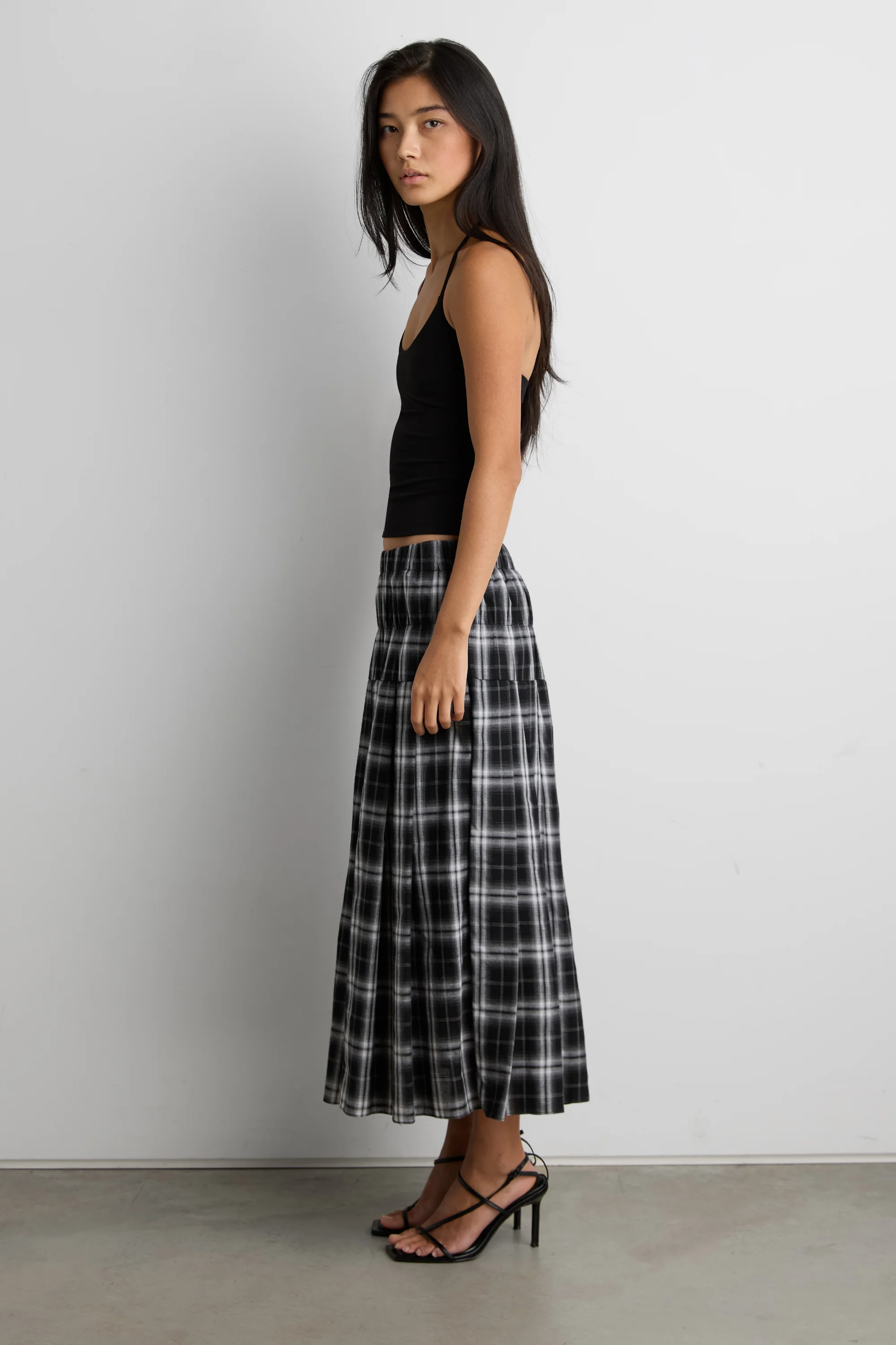 PLAID MIDI SKIRT - Image 2
