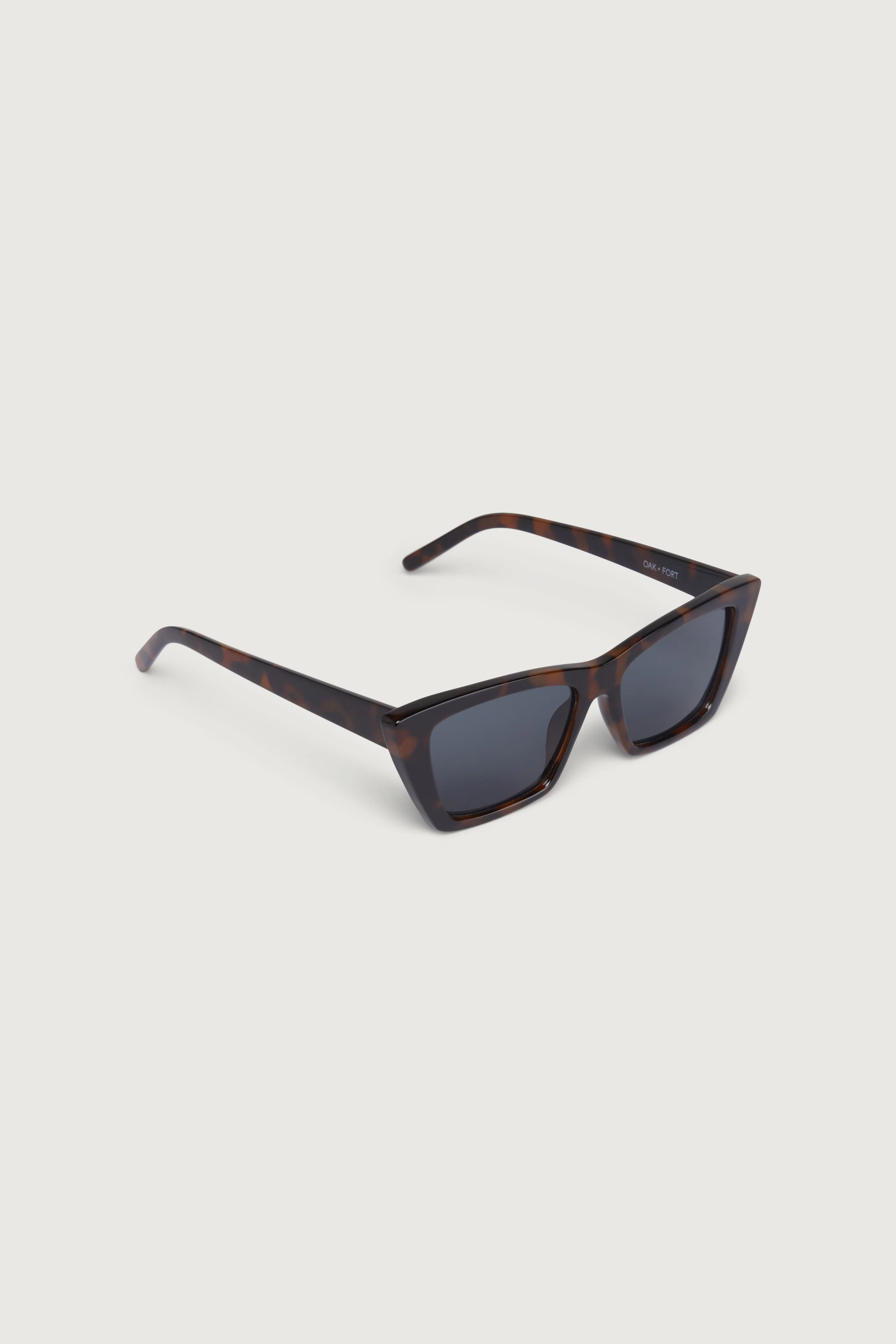 POINTED EDGE SUNGLASSES - Image 11