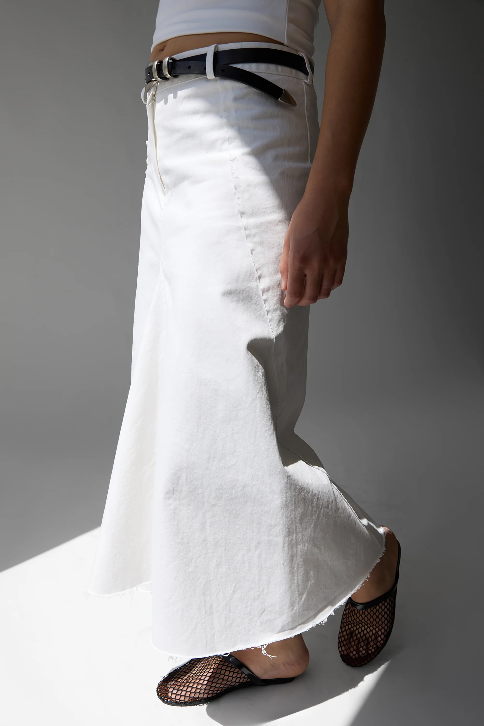 RAW HEM MIDI SKIRT - Image 3