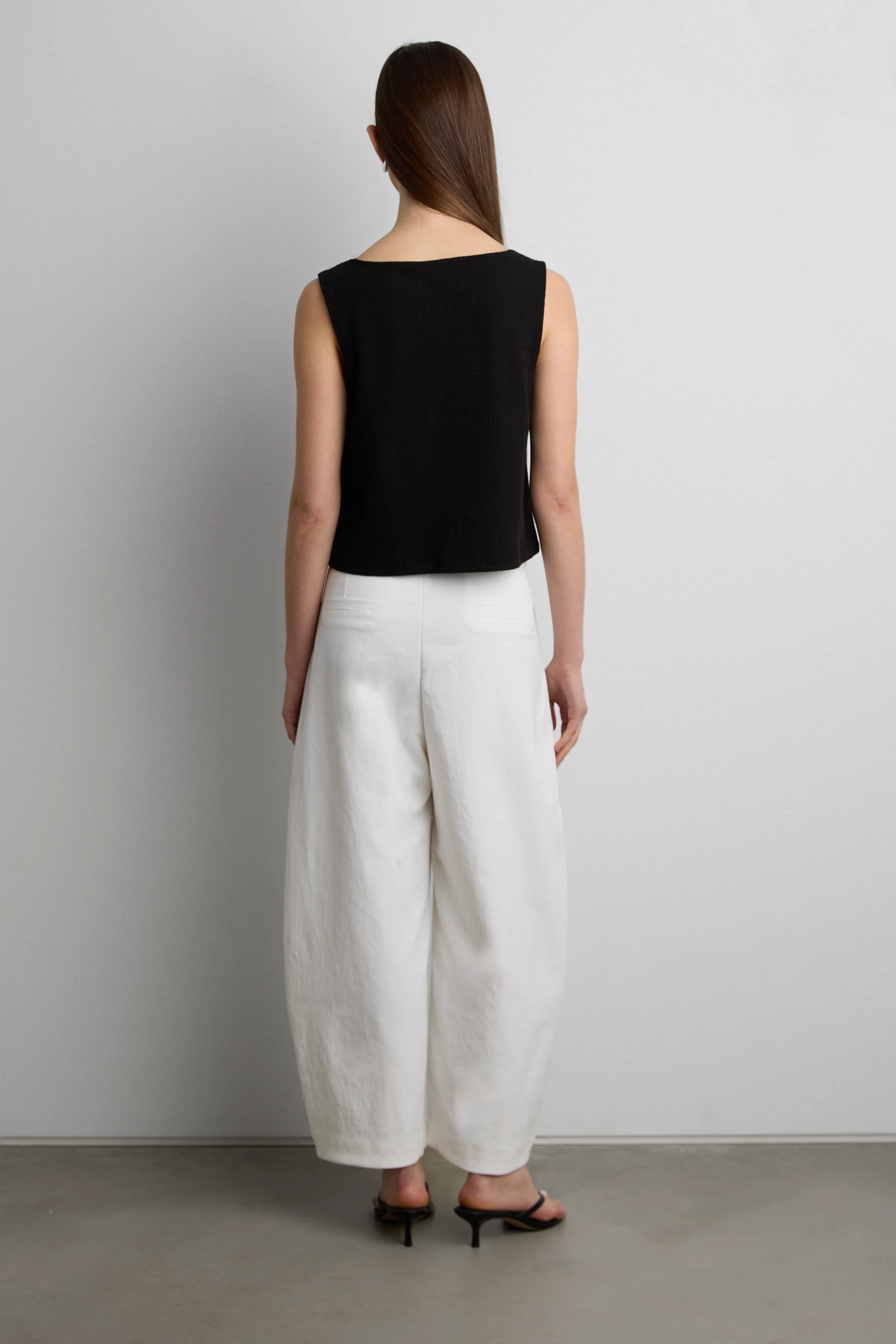 PETITE RELAXED PLEATED WIDE LEG PANT - Image 3