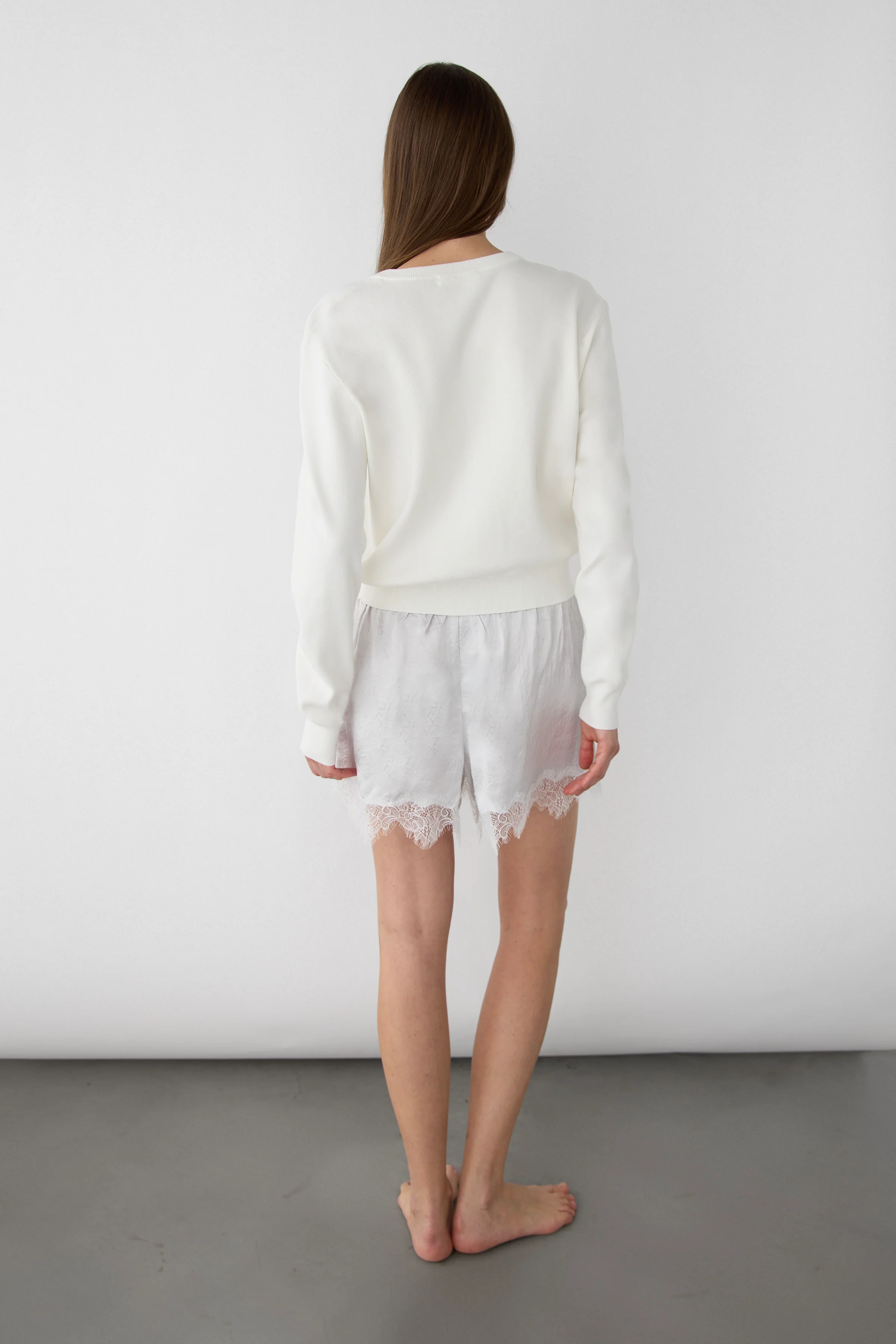 SATIN SHORT WITH LACE HEM - Image 6