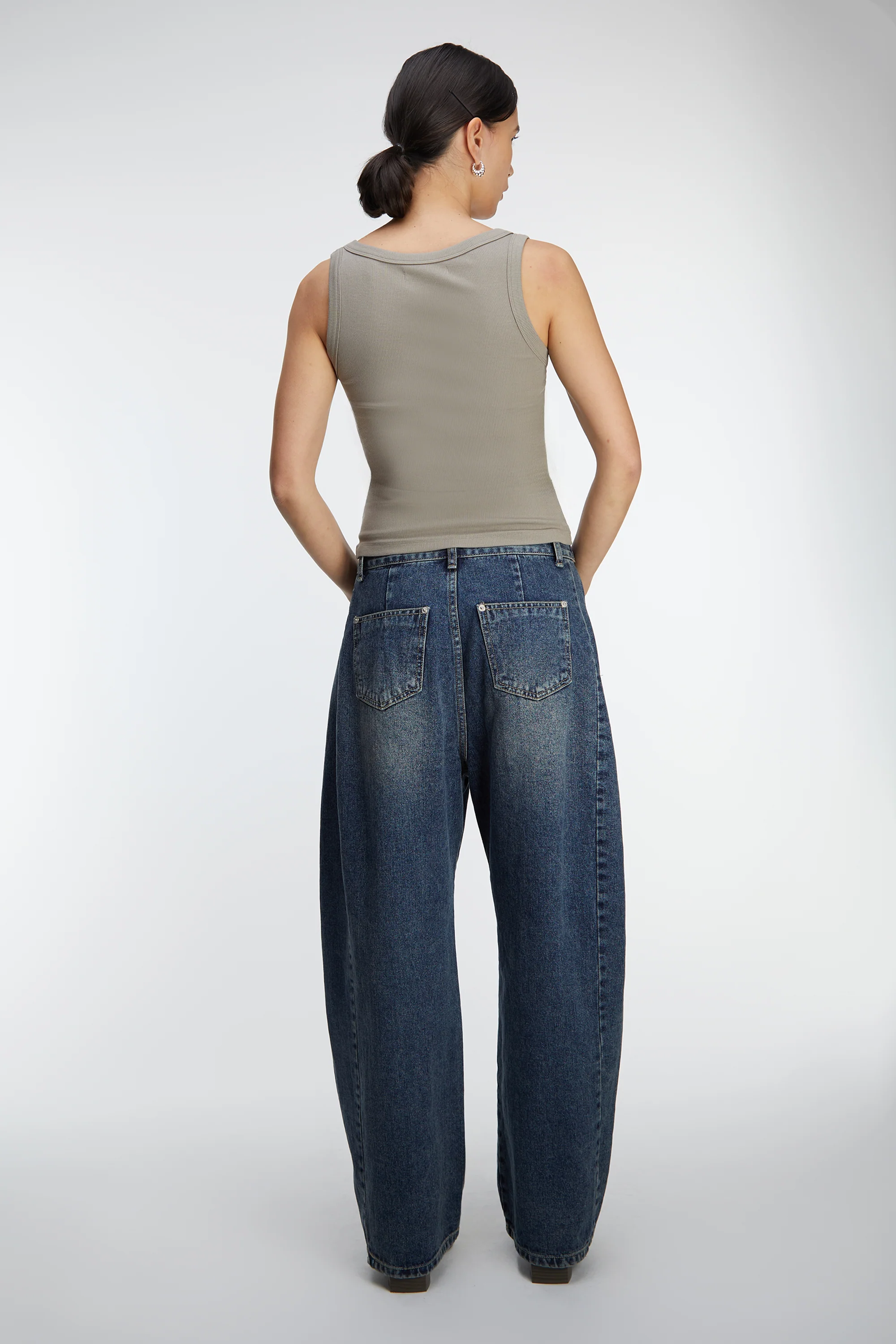 RIBBED MODAL SCOOP NECK TANK TOP - Image 10