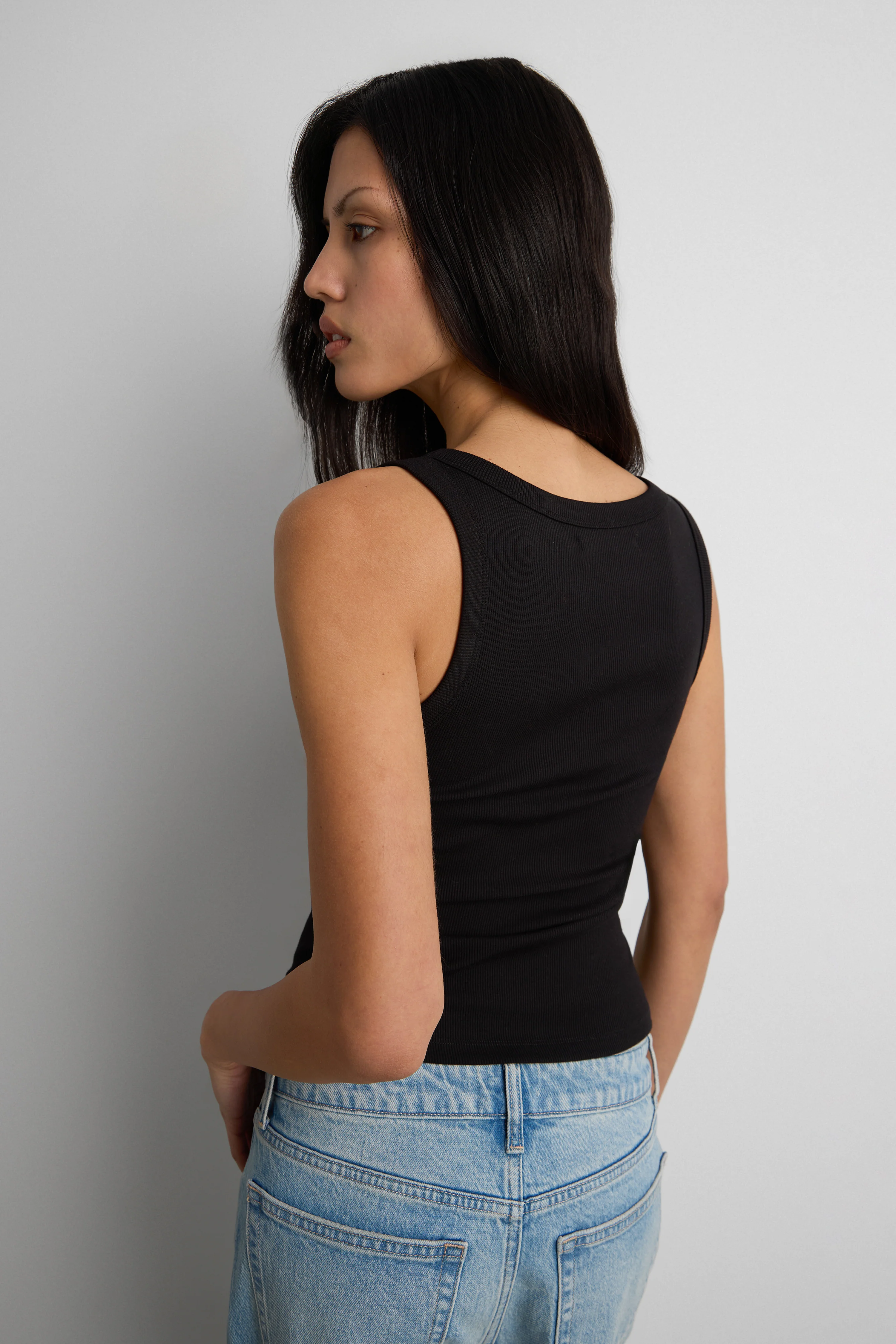 RIBBED MODAL SCOOP NECK TANK TOP - Image 4