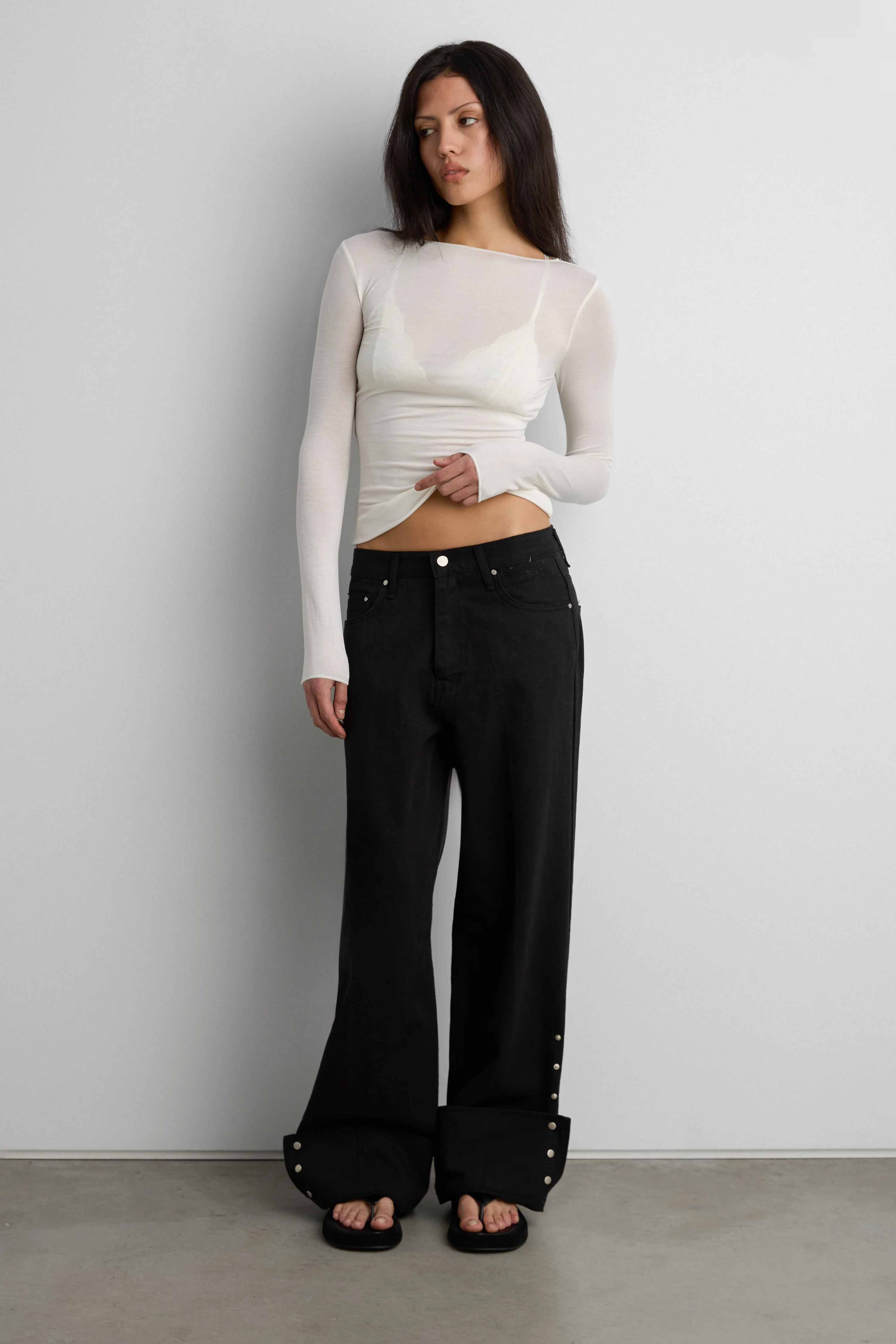SHEER LIGHTWEIGHT BOAT NECK TOP - Image 6