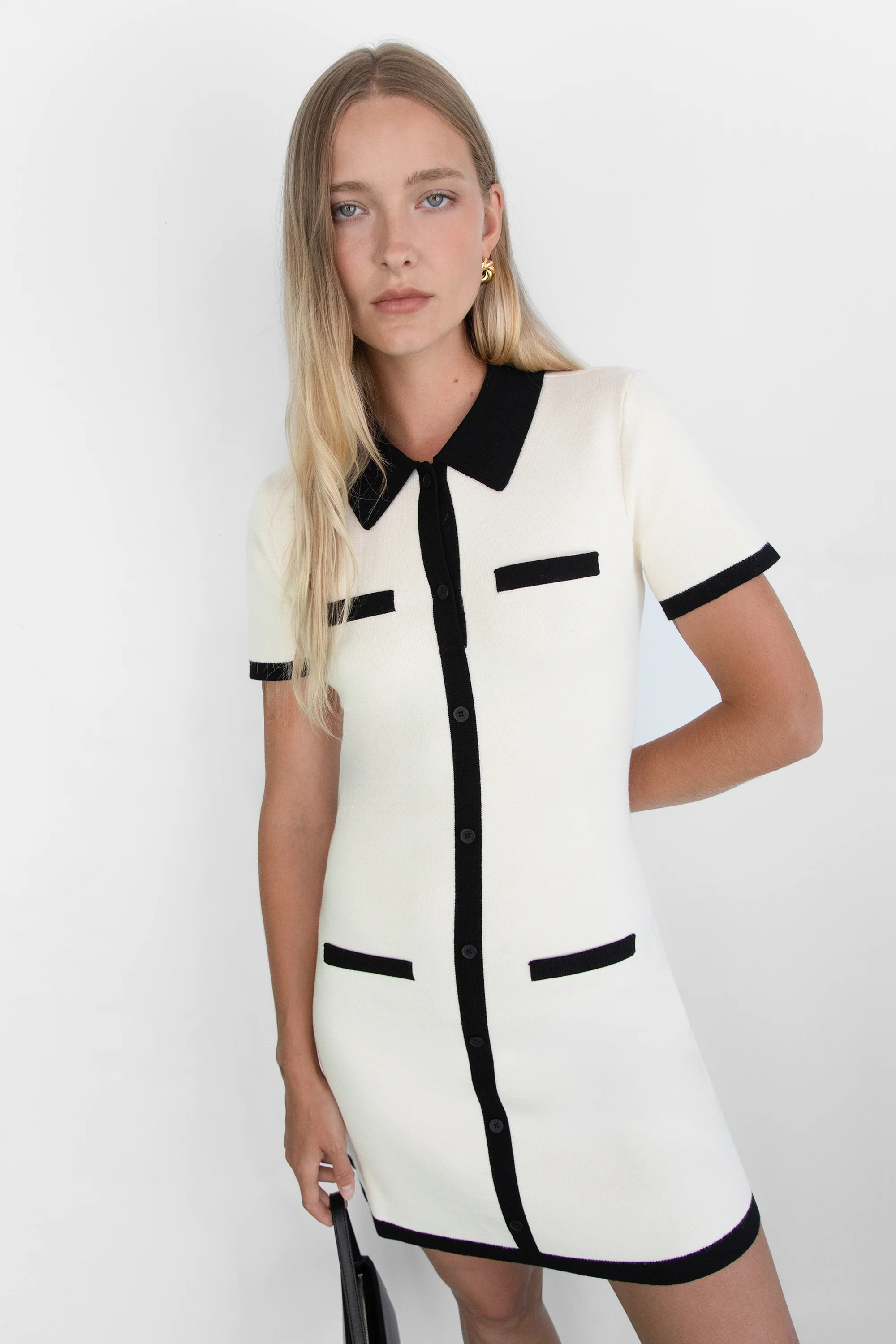 COLLARED CONTRAST TRIM KNIT MINI DRESS - Image 7