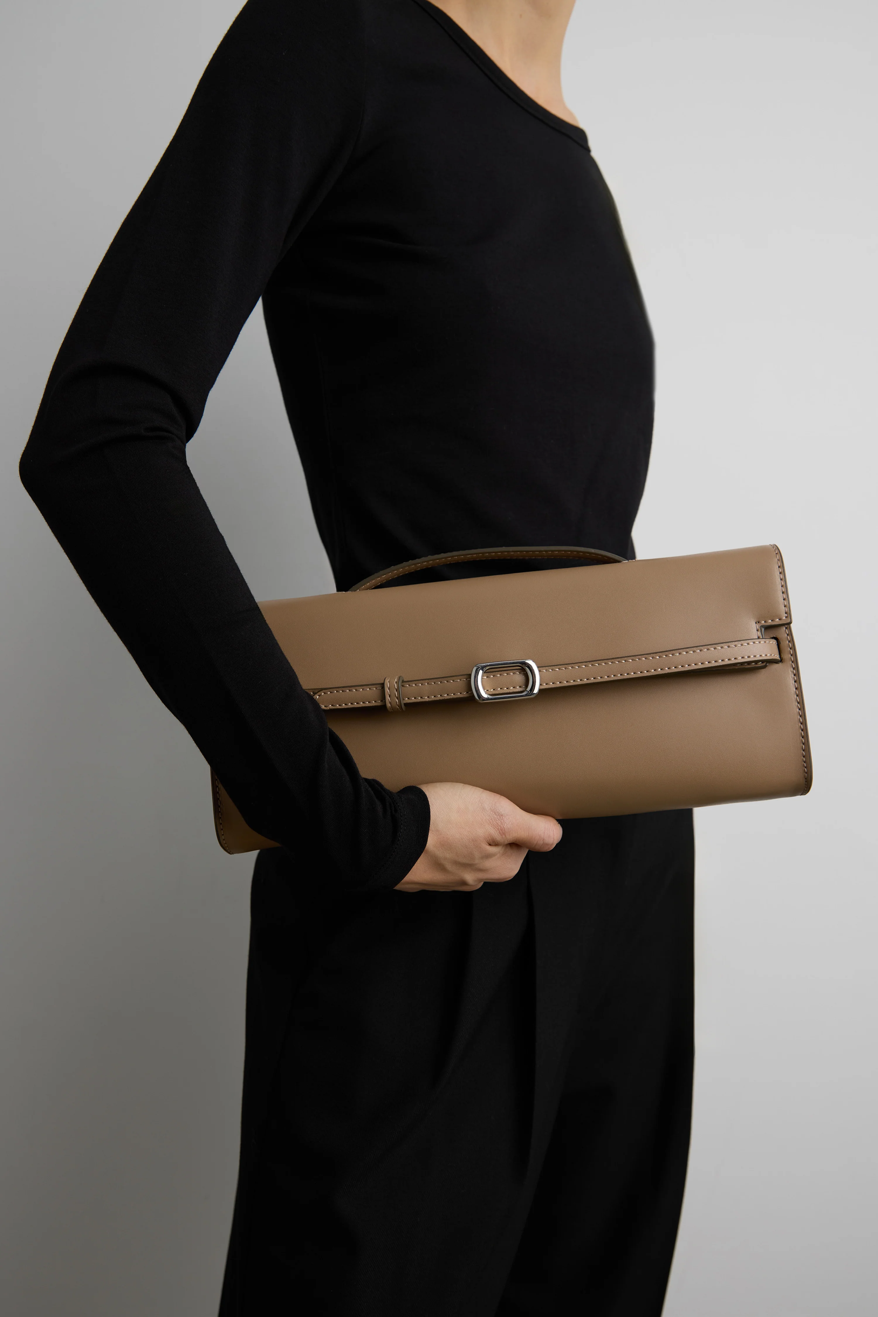 STELLA BELTED CLUTCH - Image 8