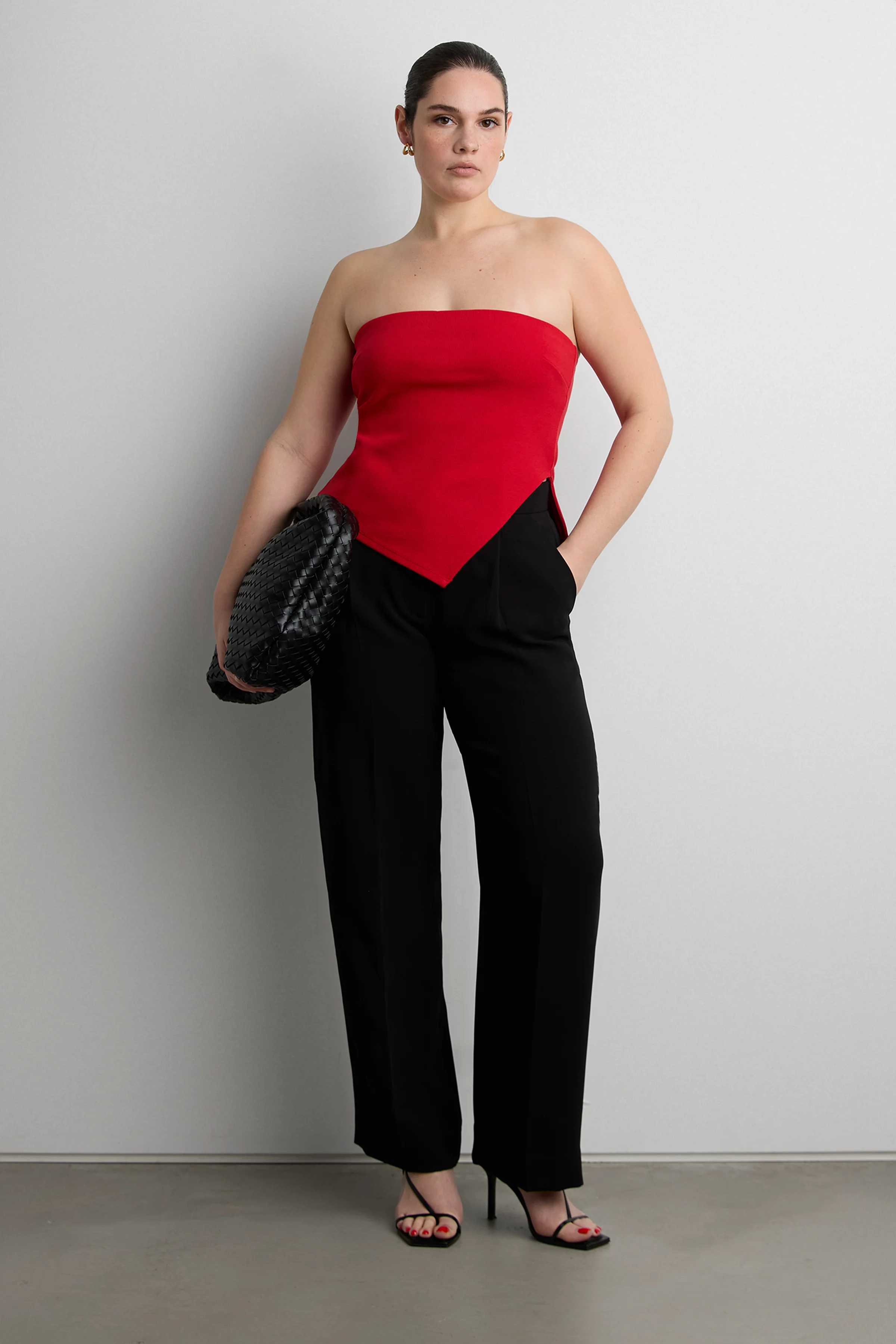 CROPPED TUBE TOP WITH SIDE SLIT - Image 3