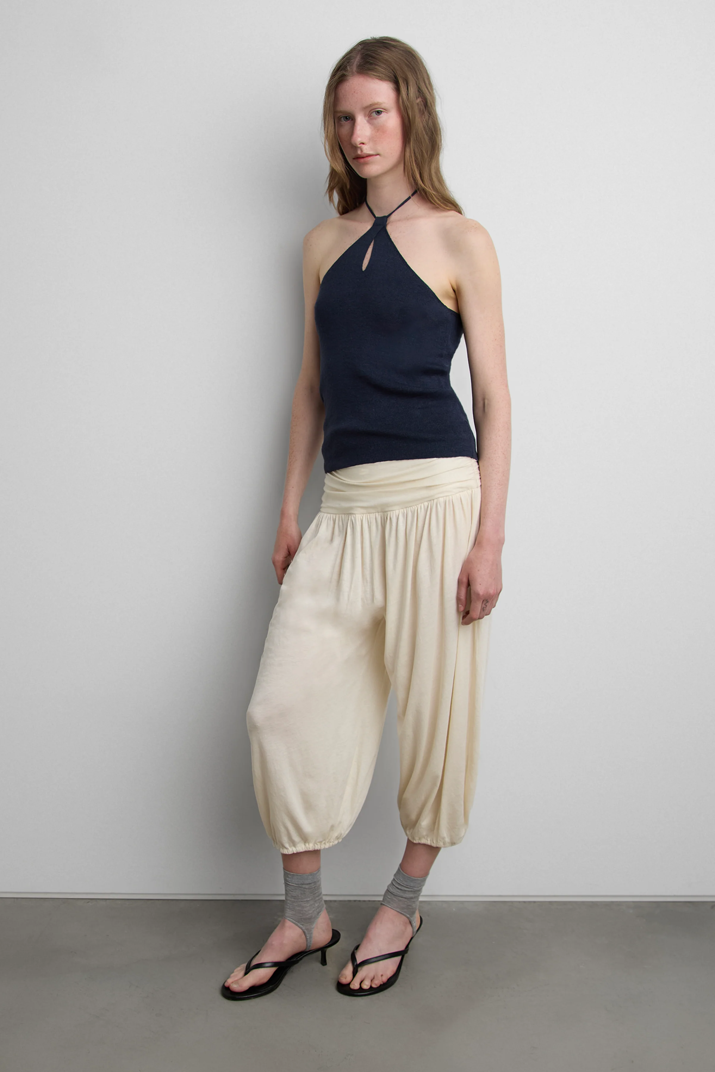 TWISTED LINEN BLEND HALTER NECK TOP - Image 2