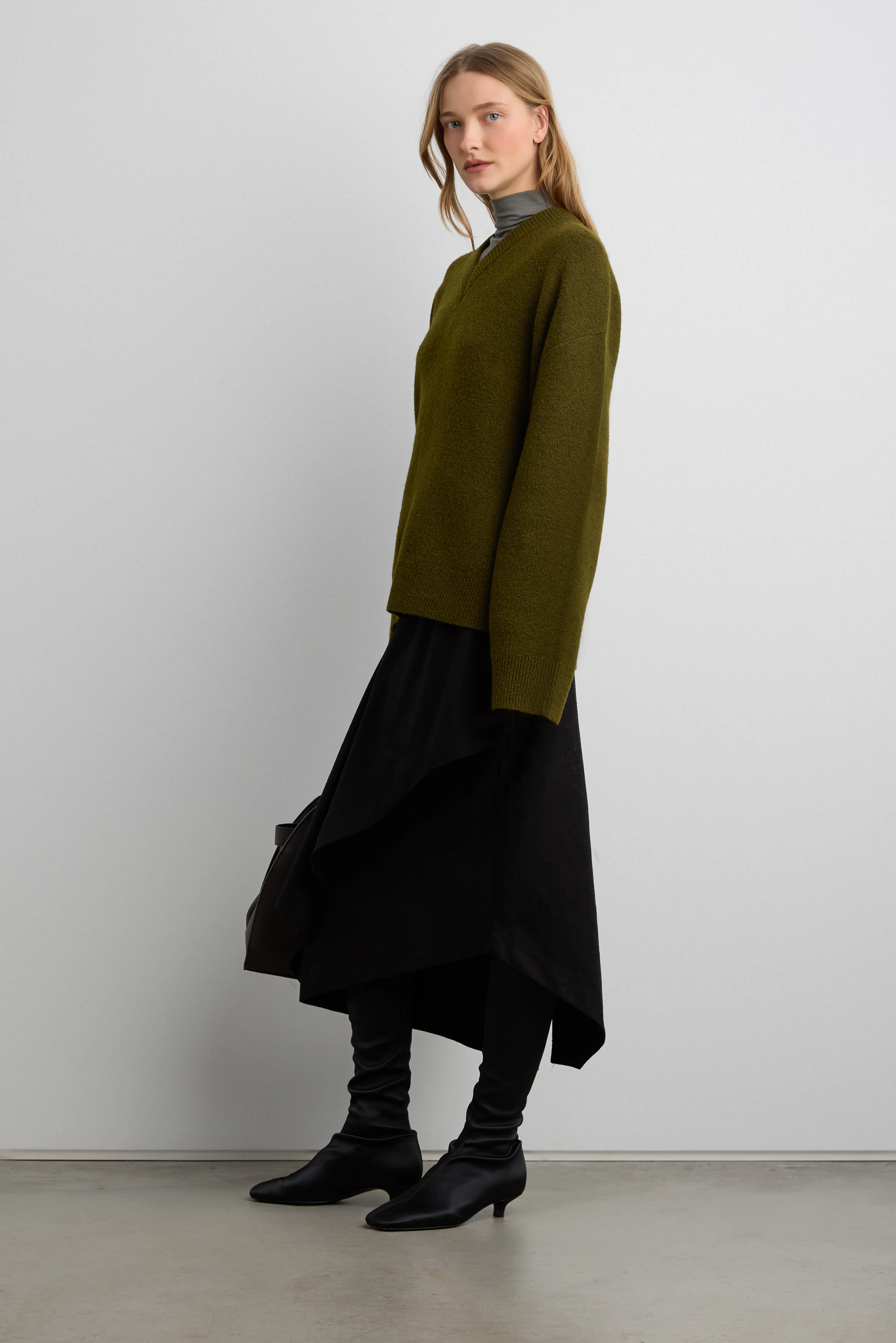 V-NECK SWEATER - Image 3