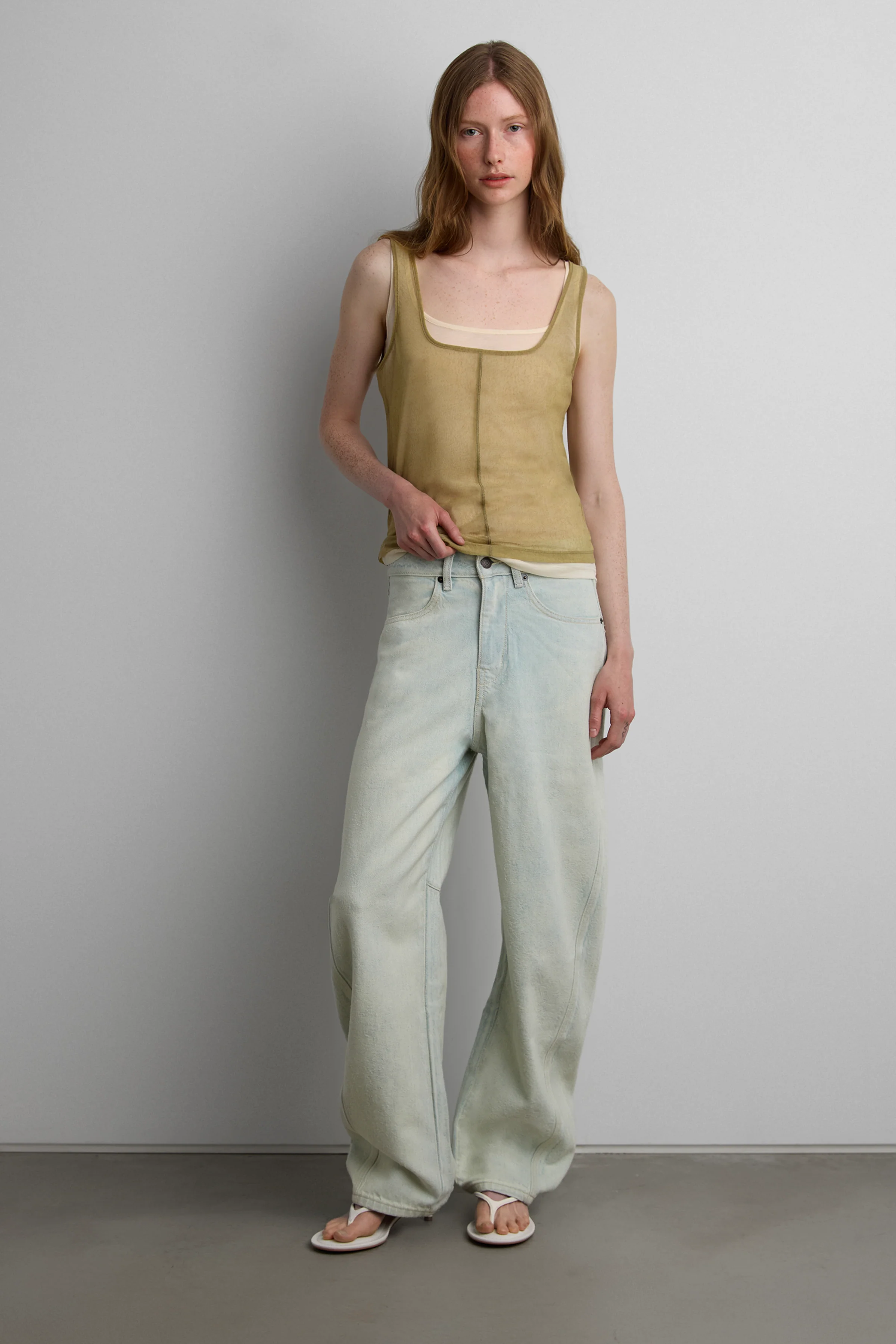 VINTAGE BARREL JEAN WITH SEAM DETAIL - Image 2