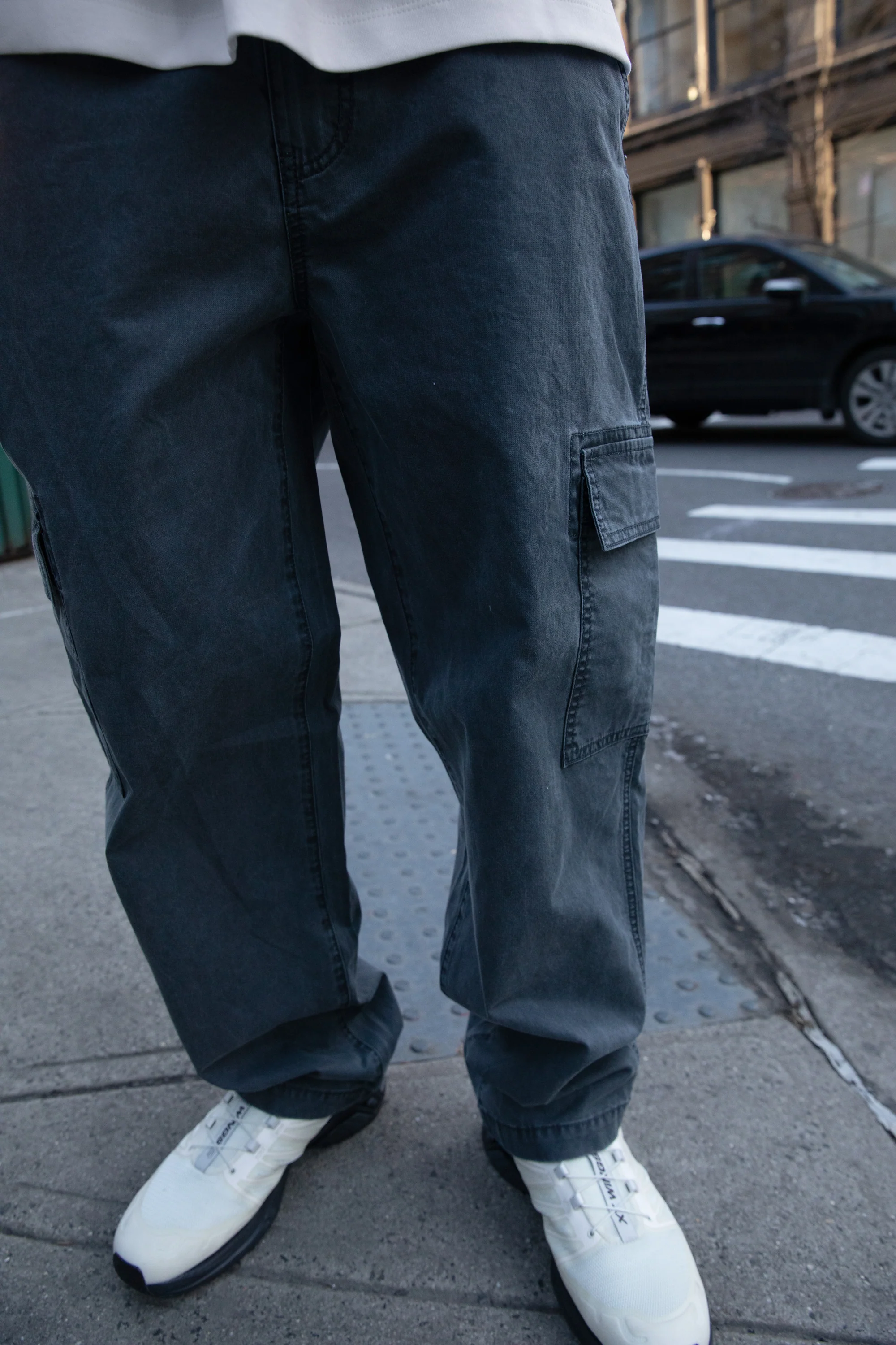 WASHED EFFECT COTTON CARGO PANT - Image 2