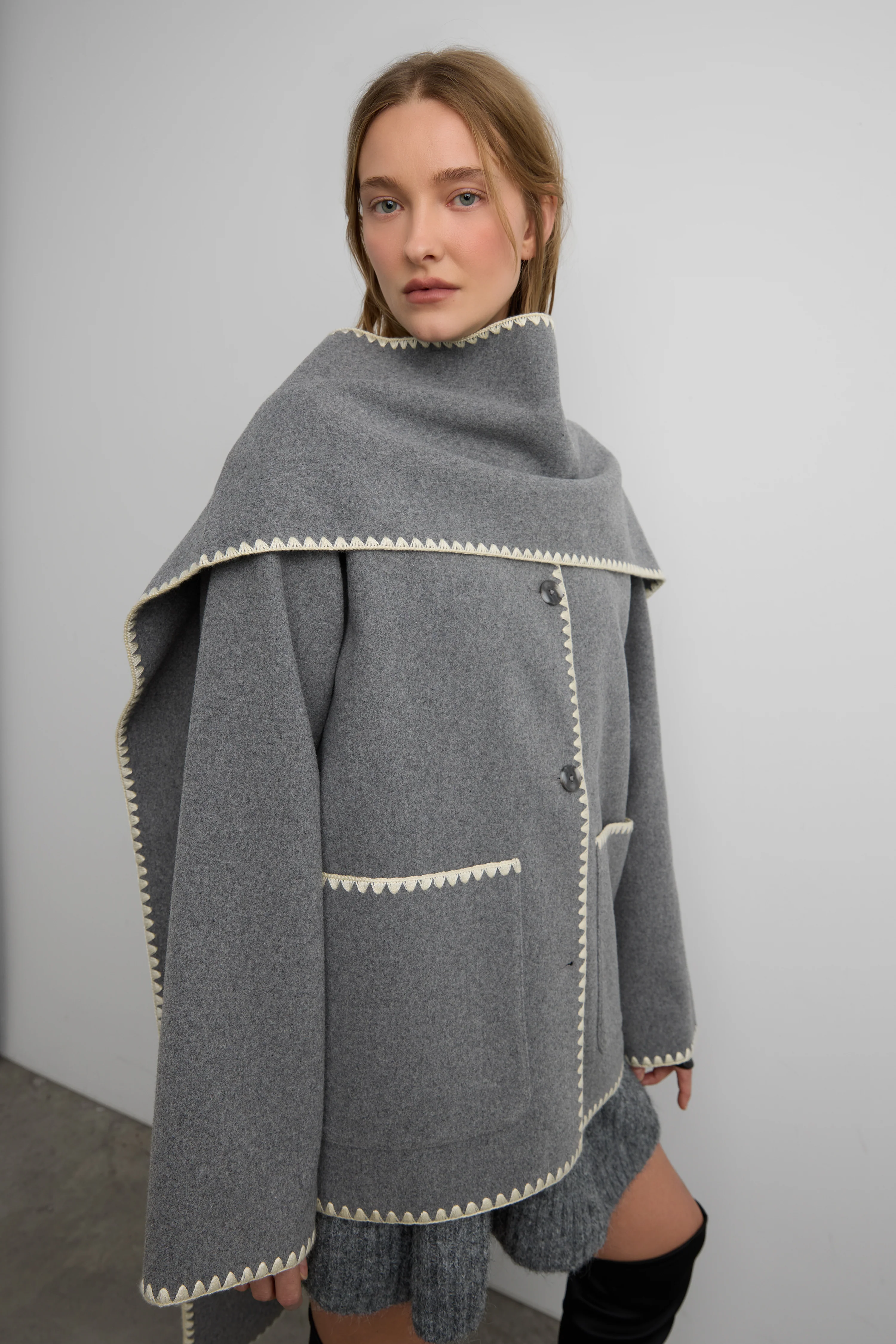 WOOL-BLEND CONTRAST STITCH SCARF JACKE - Image 11